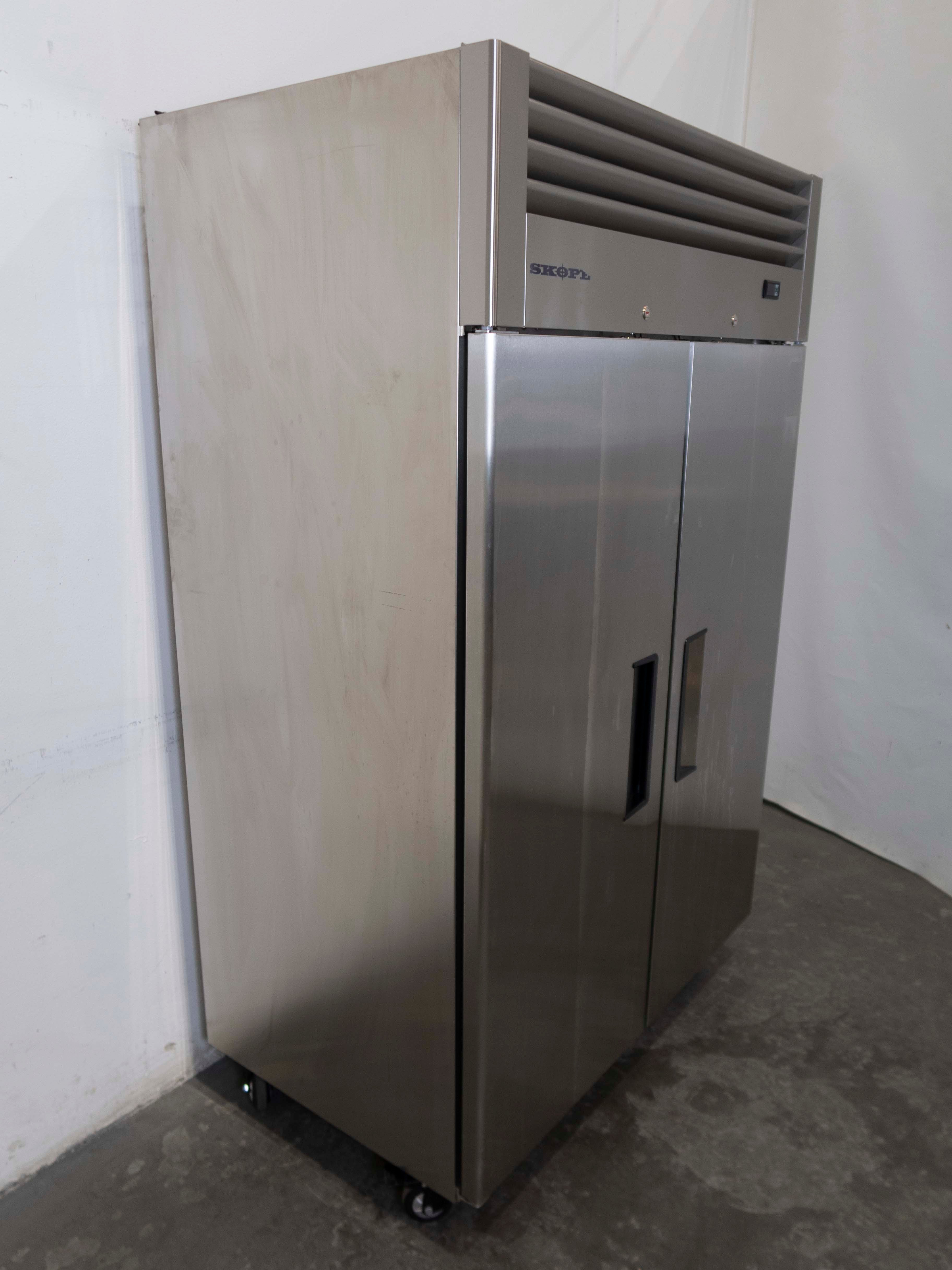 Skope RF7.UPF.2.SD Upright Freezer