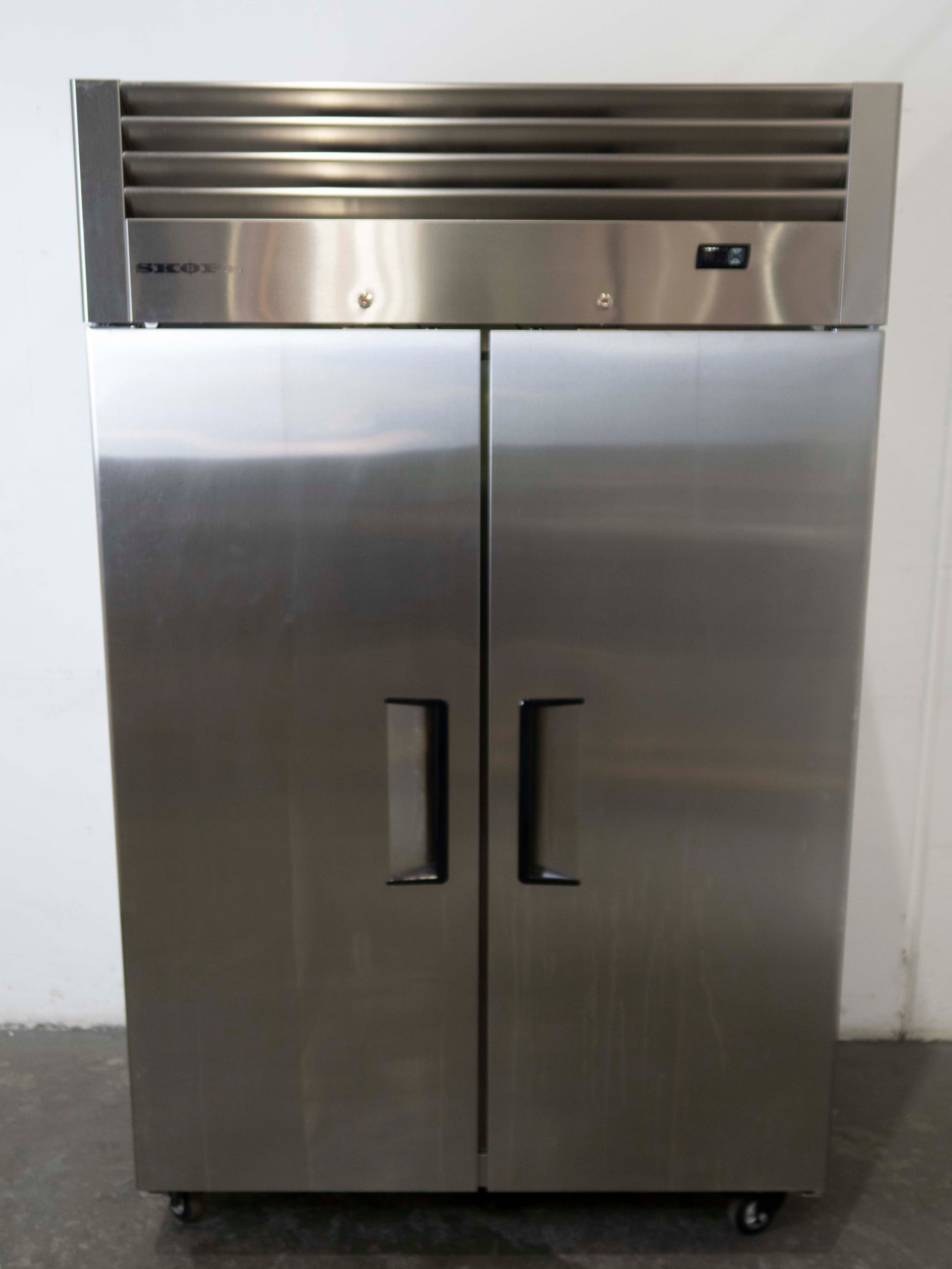 Skope RF7.UPF.2.SD Upright Freezer