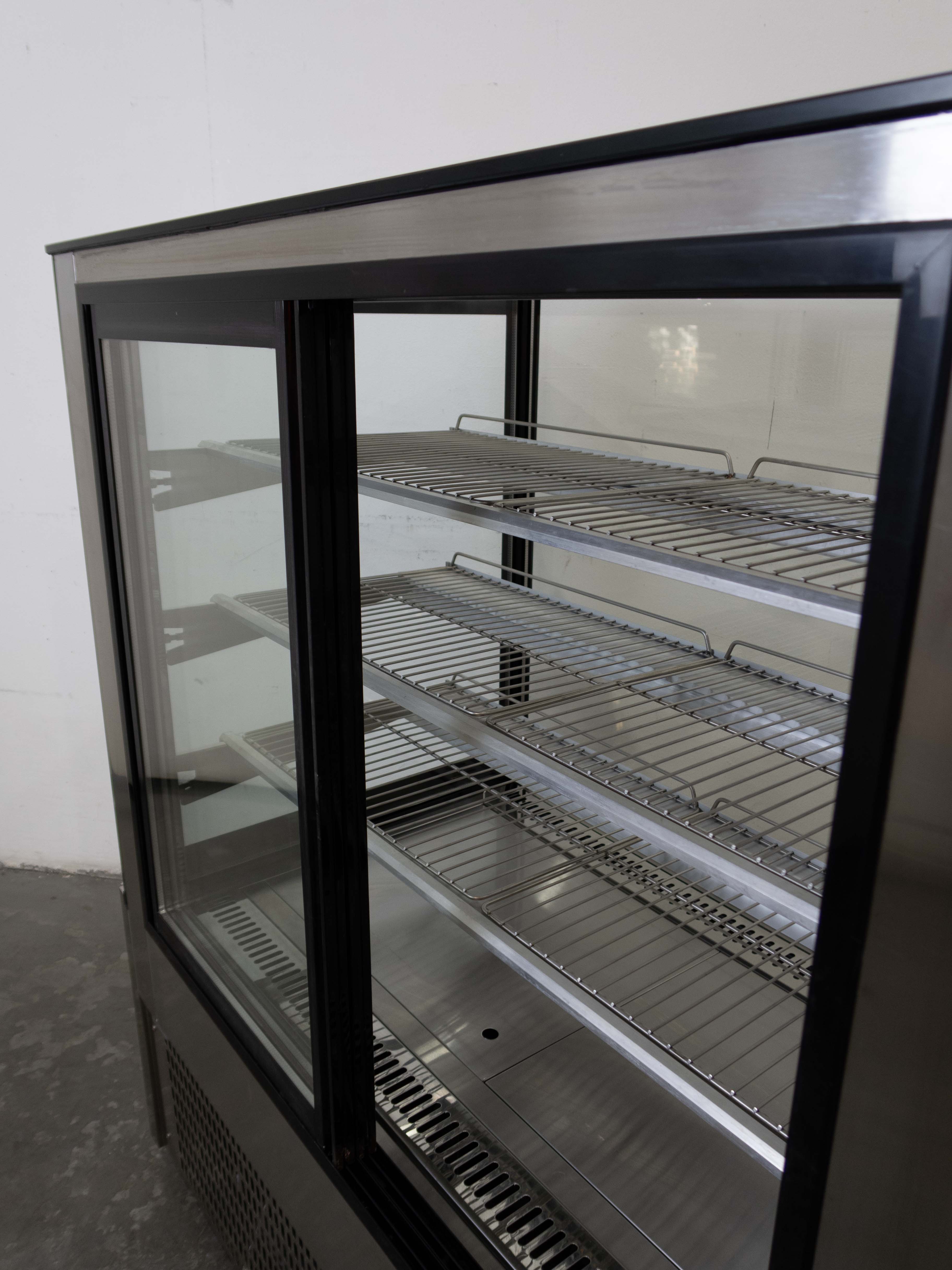 FED SL840V Refrigerated Display