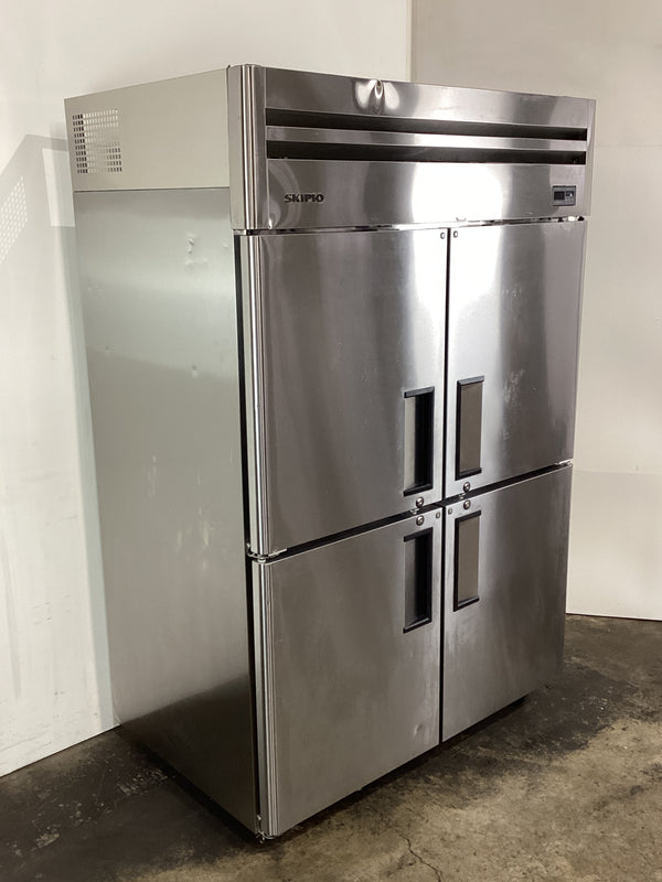 Skipio SRT45-4 Upright Storage Fridge