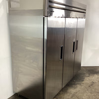 Skipio SFT65-3(6) Upright Freezer