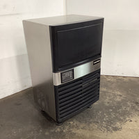 Caterware SK-80P Ice Machine