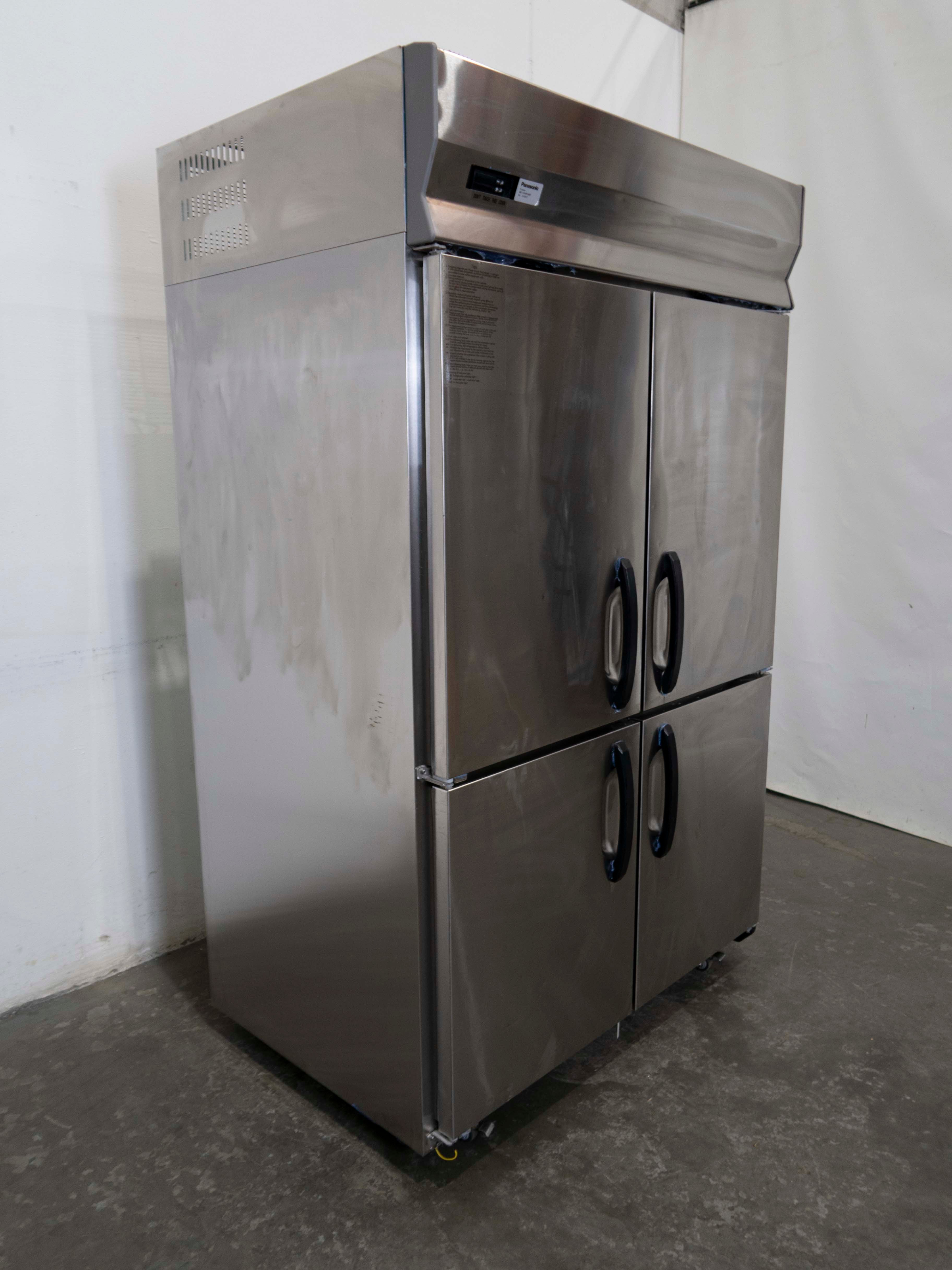 Panasonic SRF-1281HP Upright Freezer