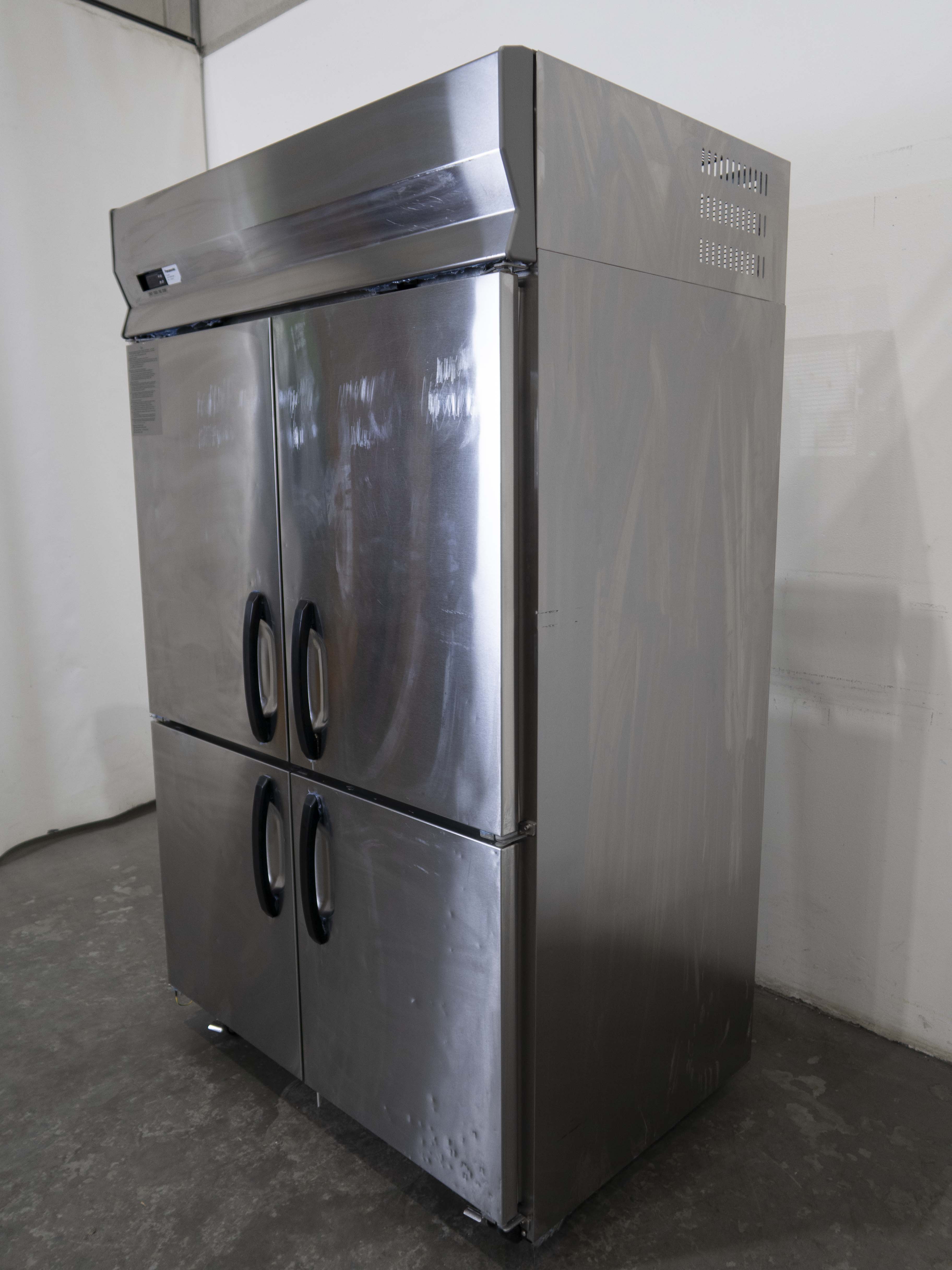 Panasonic SRF-1281HP Upright Freezer
