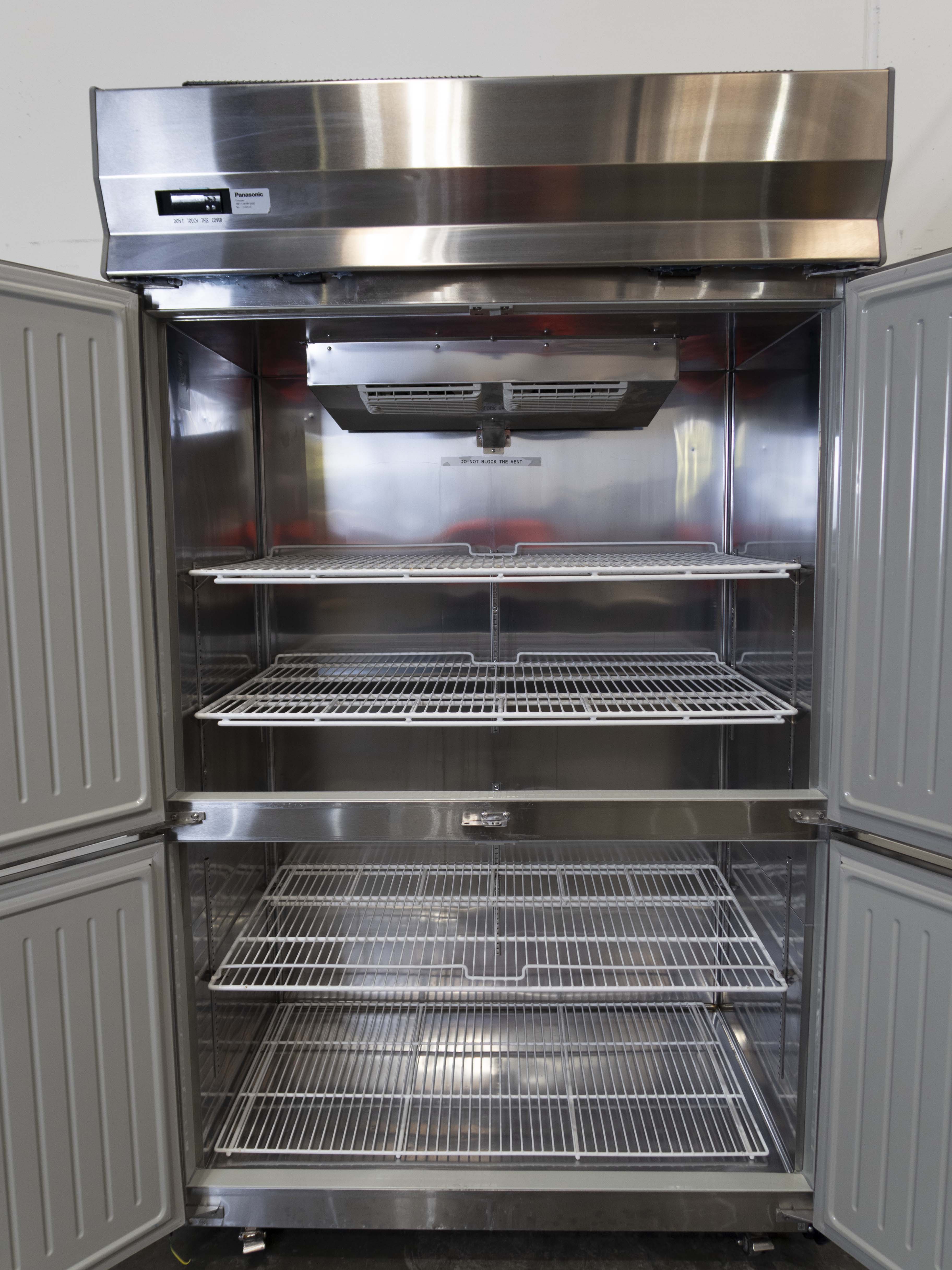 Panasonic SRF-1281HP Upright Freezer