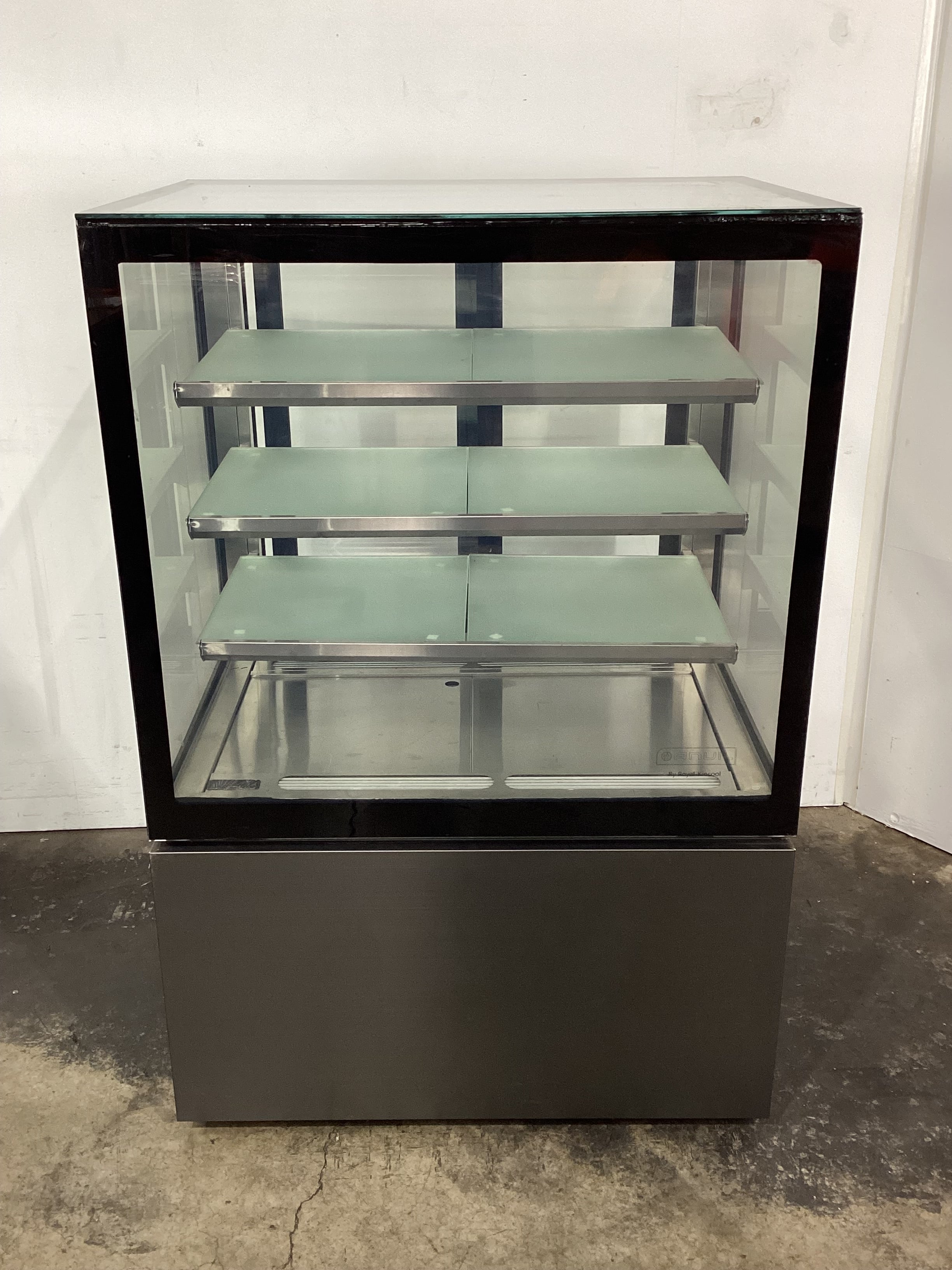 Anvil NDSV4730 Refrigerated Display