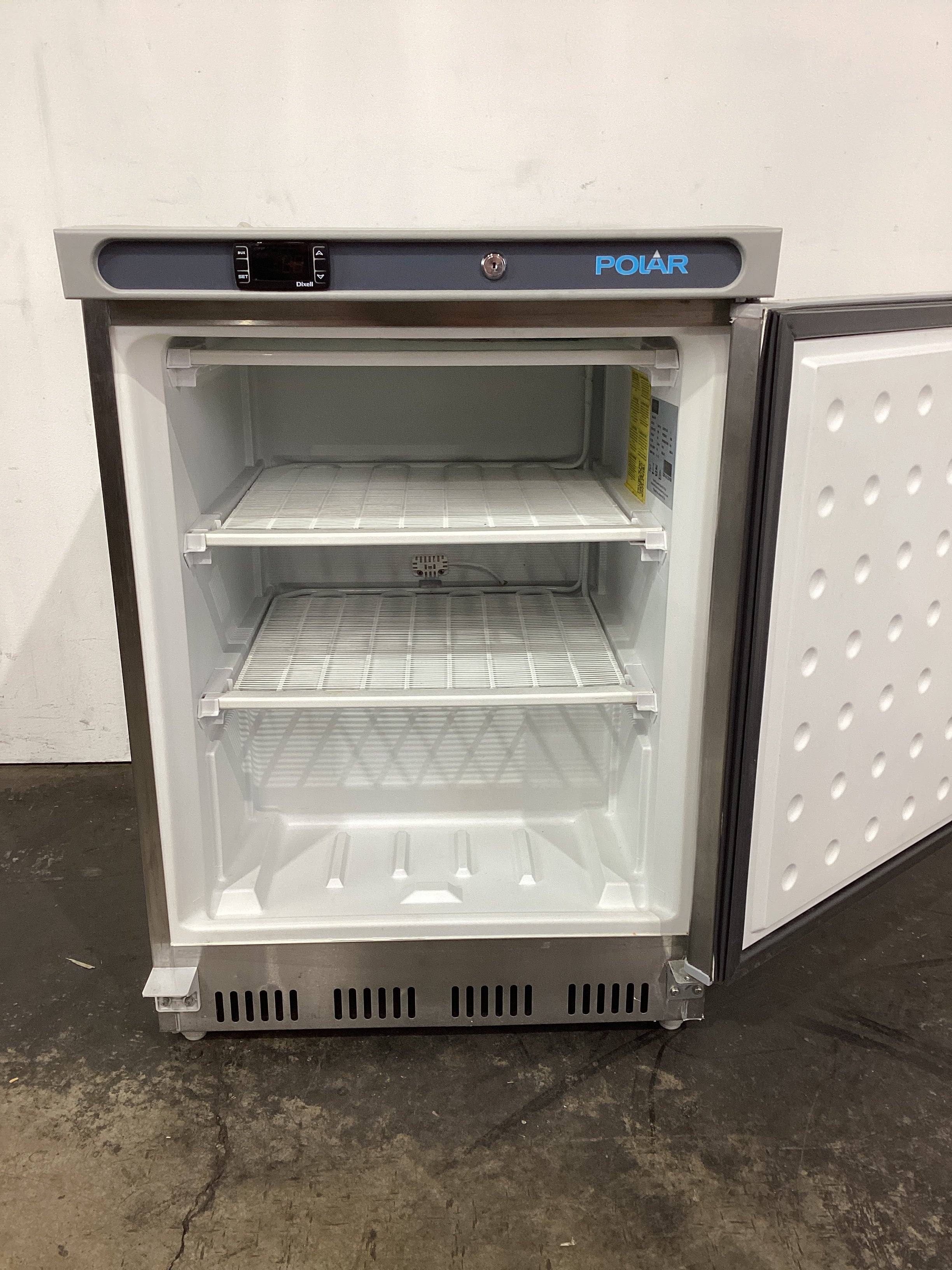 Polar CD081-A-02 Underbench Freezer