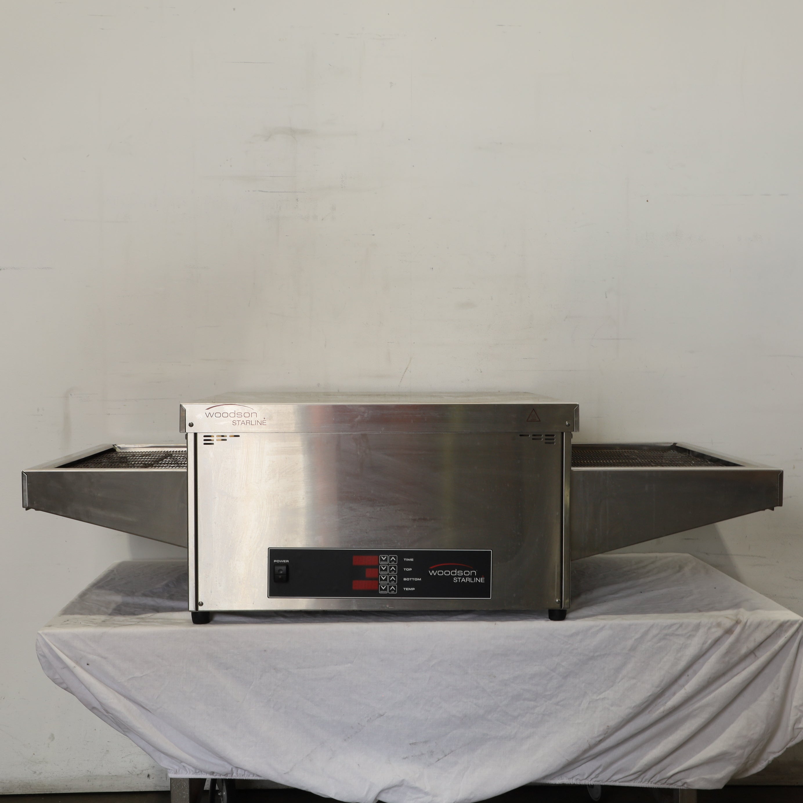 Woodson W.CVP.C.24 Conveyor Oven | SilverChef