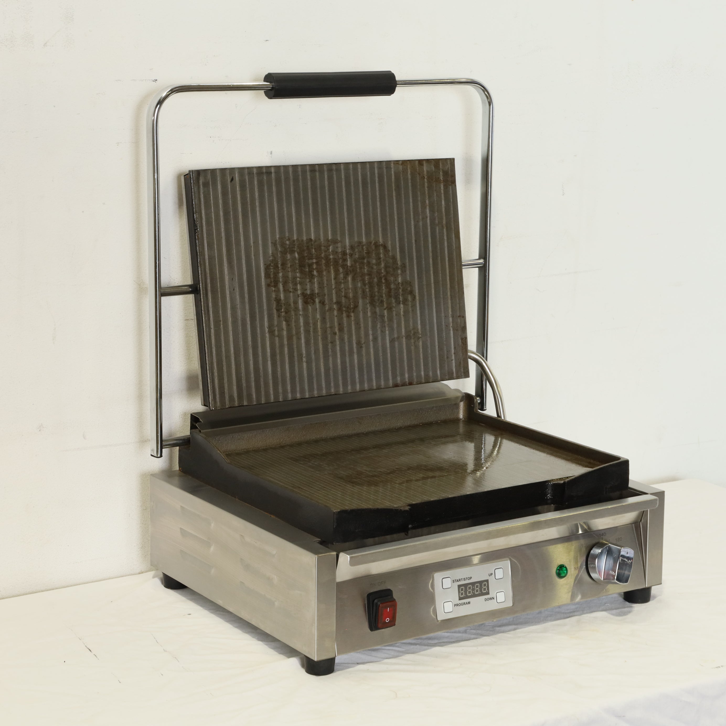 Apuro FC381-A-02 Contact Grill