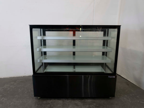 Exquisite CDS315 Square Glass Cake Display