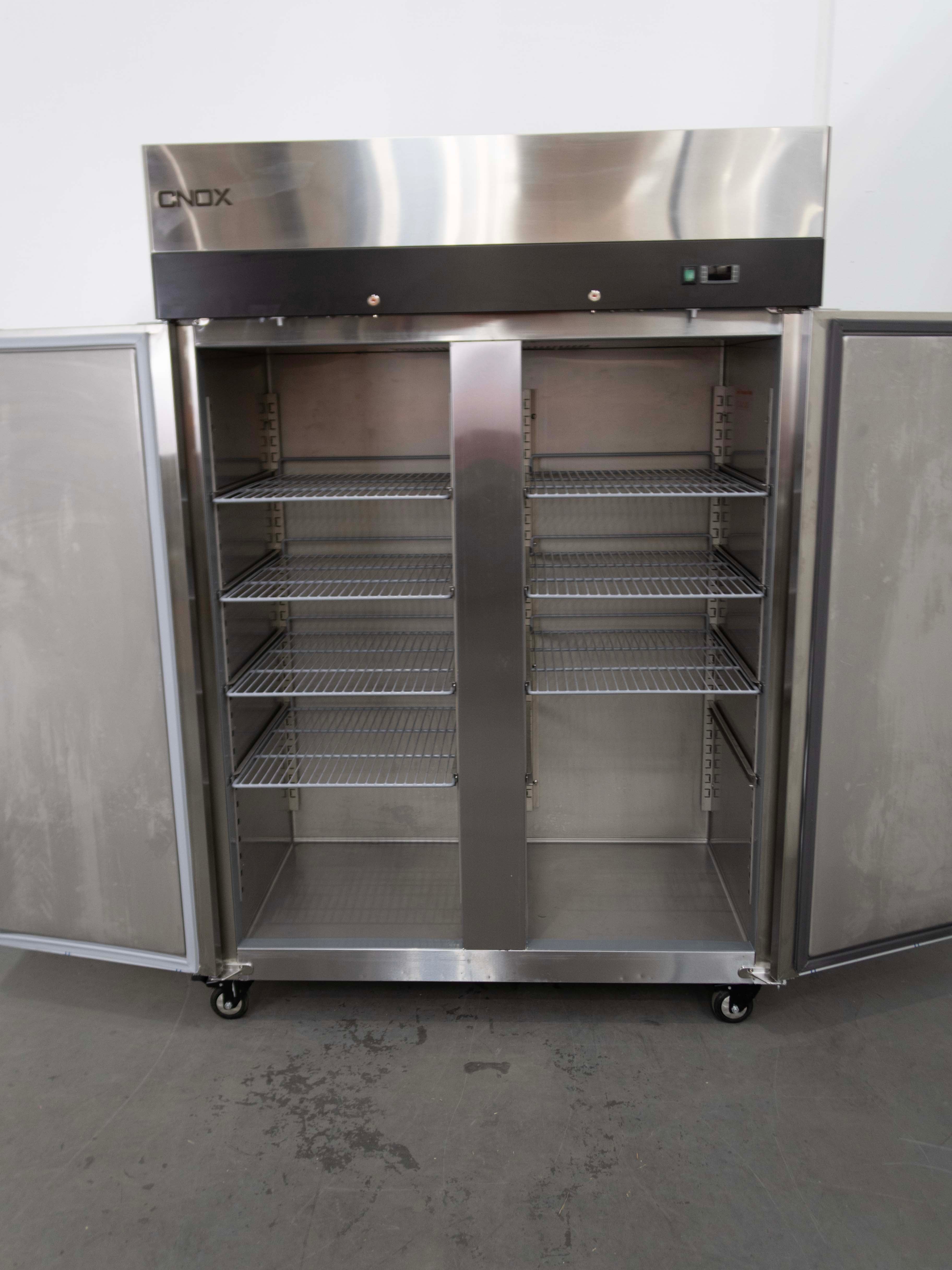 Cnox CN2FDUF.GN Upright Freezer