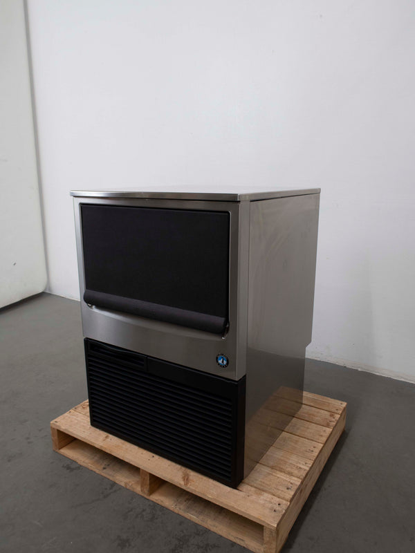 Hoshizaki KM-55B Ice Machine