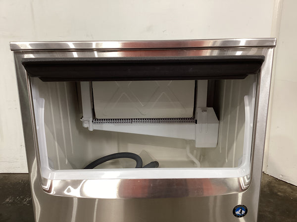 Hoshizaki KM-55B Ice Machine