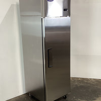 Atosa YBF9207GR Upright Freezer