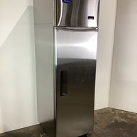 Atosa YBF9207GR Upright Freezer