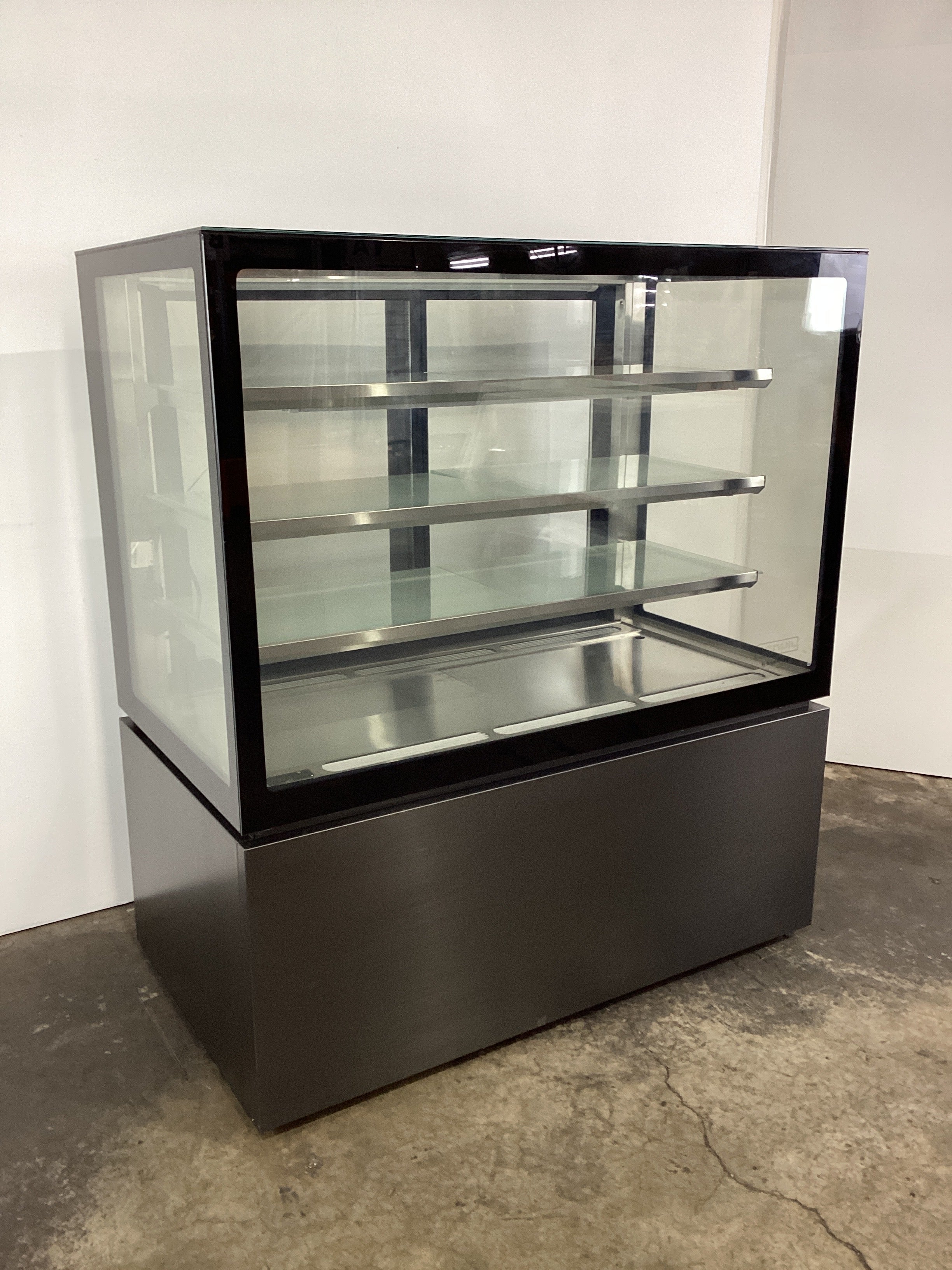 Anvil NDSV4740 Refrigerated Display