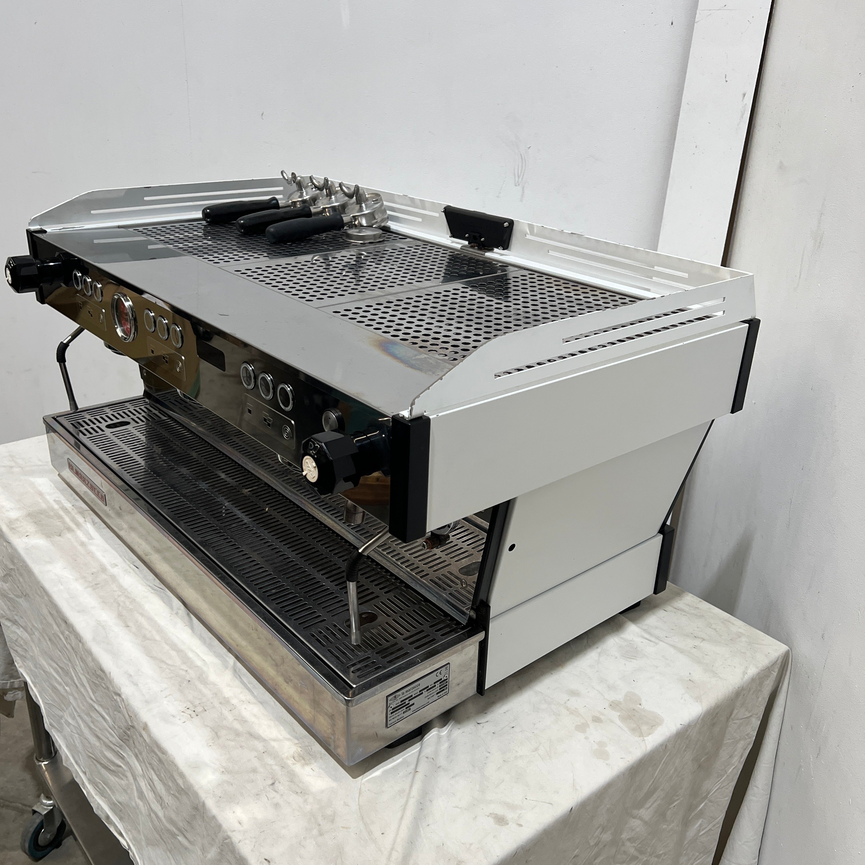La Marzocco Linea PB 3AV 3 Group Coffee Machine