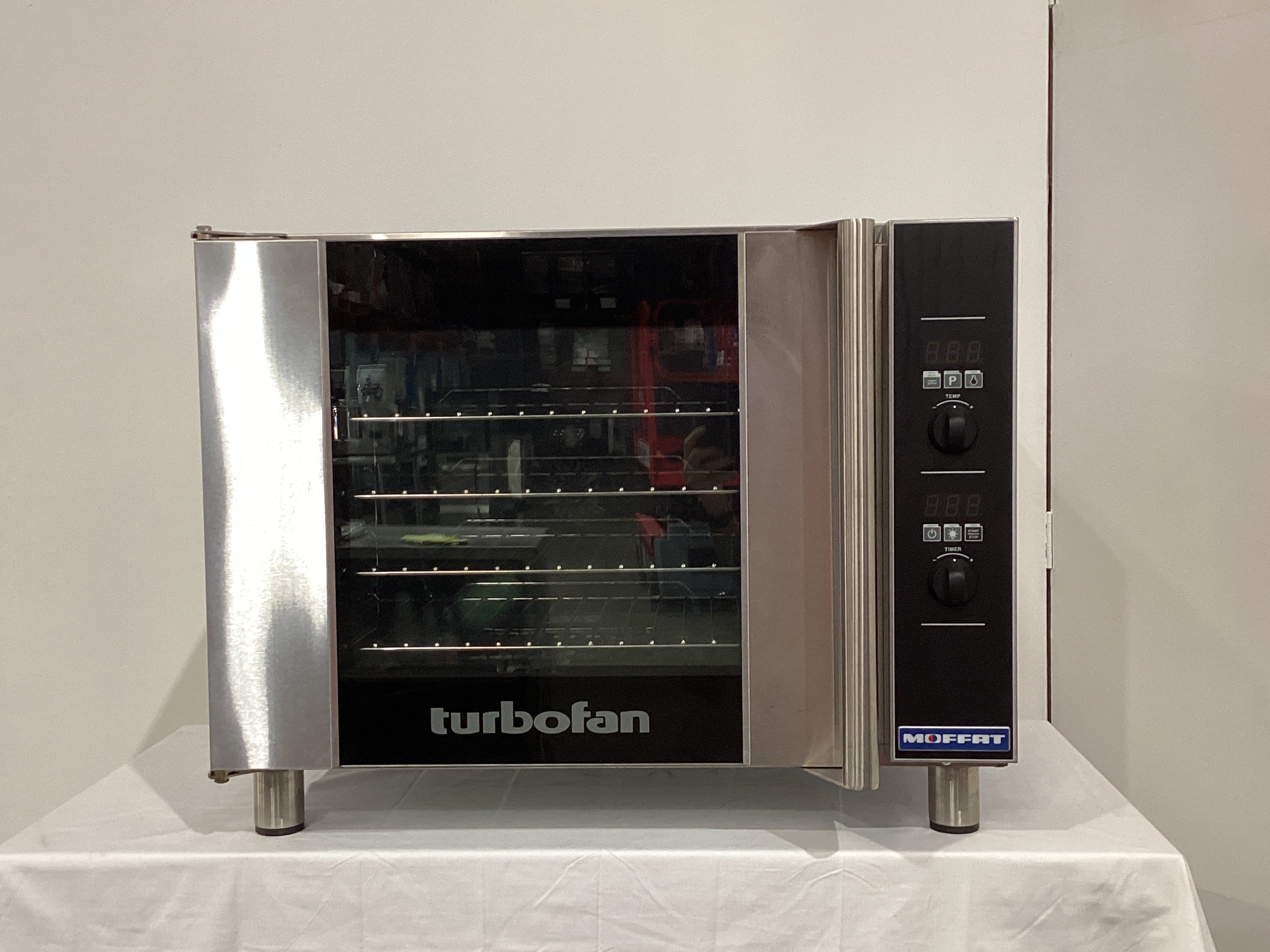 Thumbnail - Turbofan E31D4 Convection Oven
