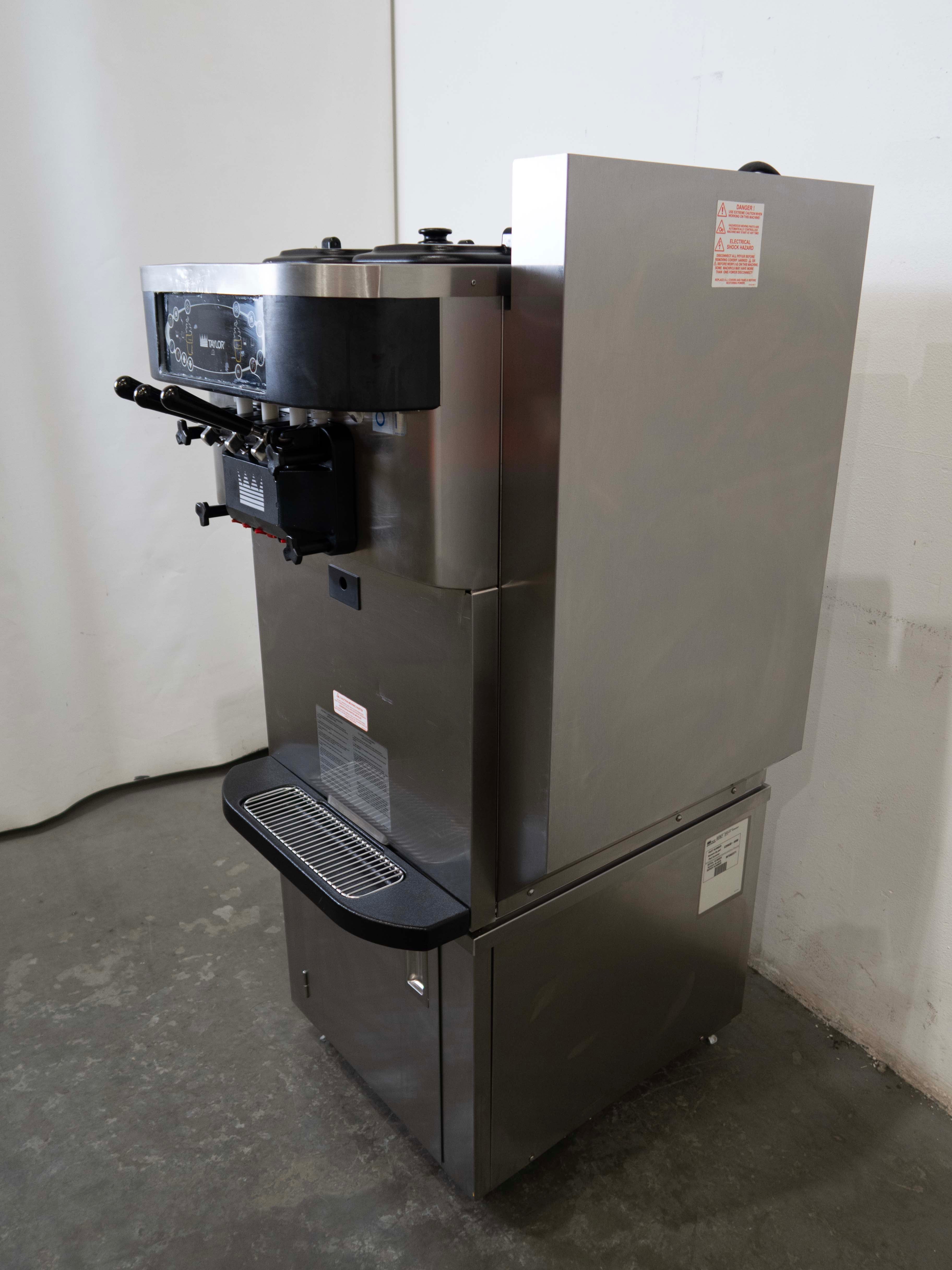 Taylor C722-40 Ice Cream Machine
