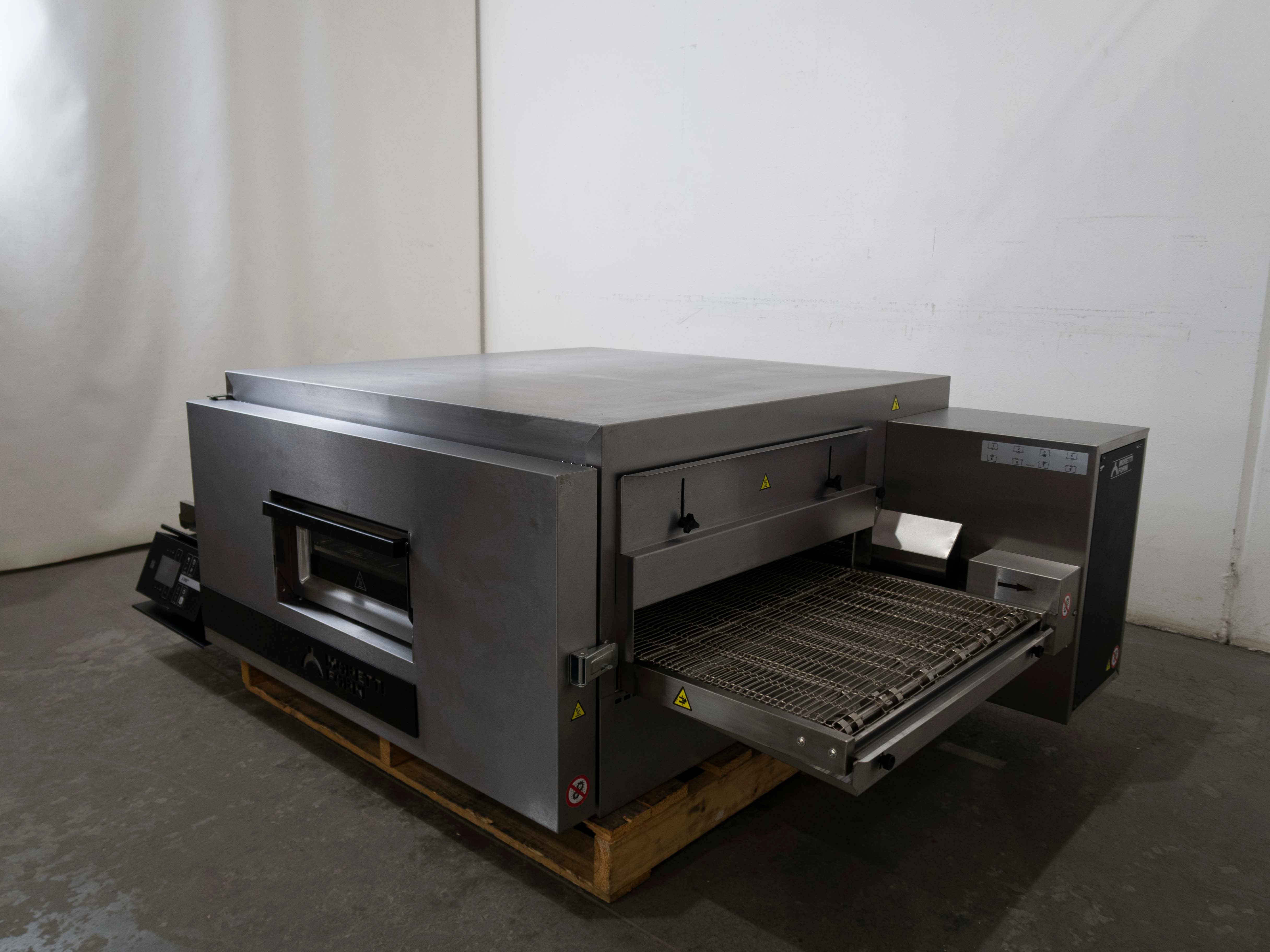 Moretti Forni TT96G Conveyor Pizza Oven
