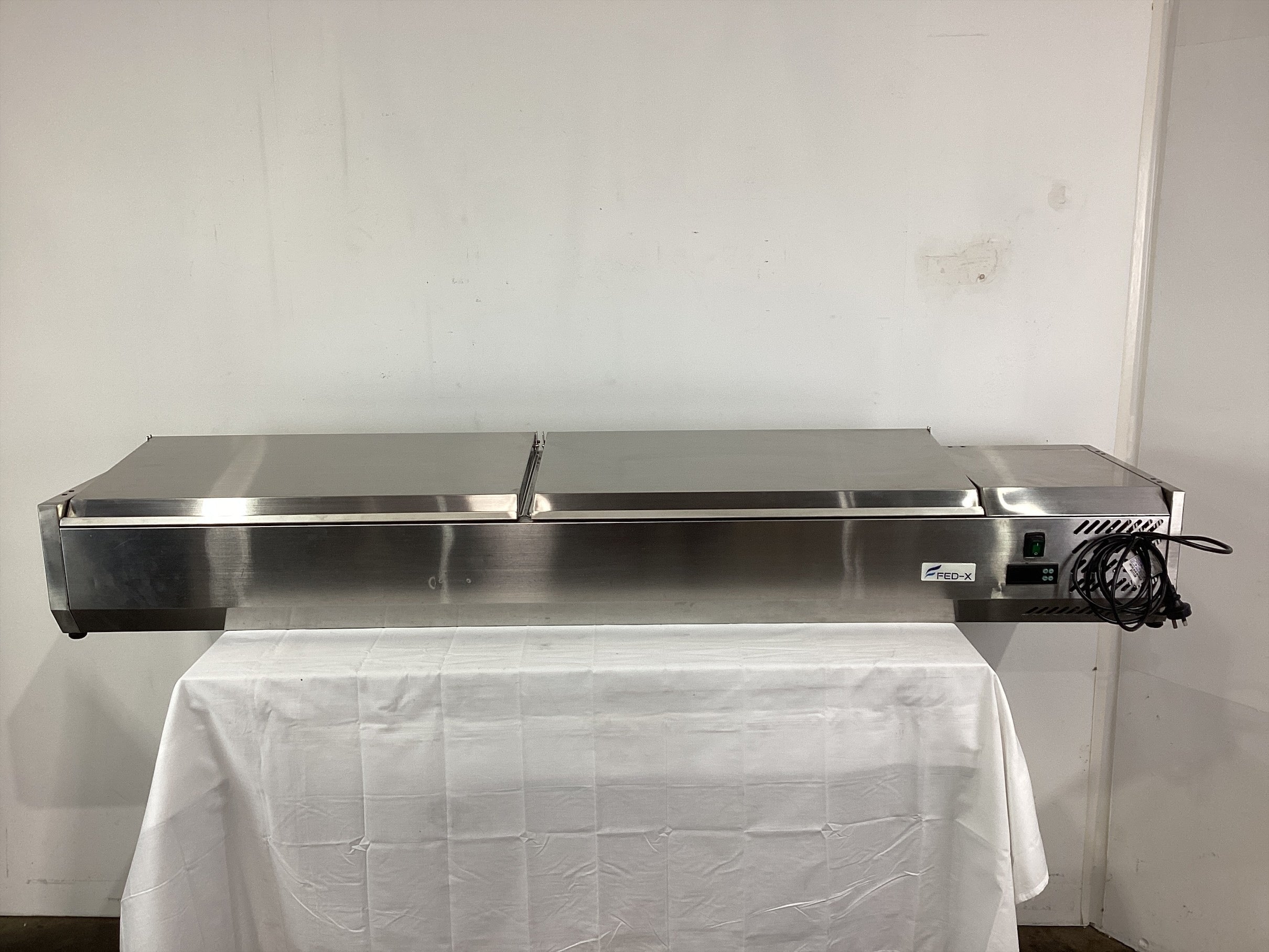 FED-X XVRX1800 Countertop Salad/Sushi Bar