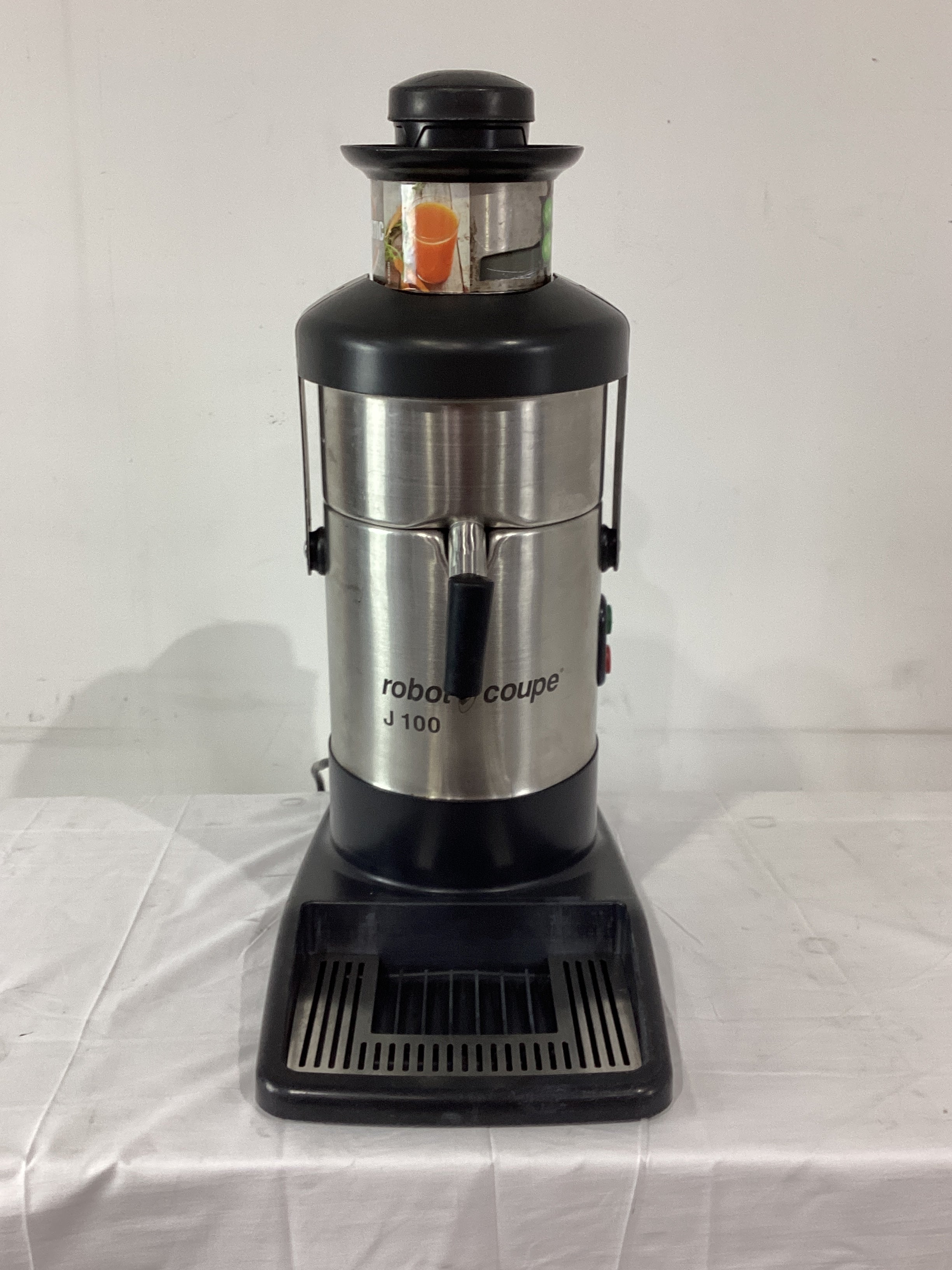 Robot Coupe J100 Juicer