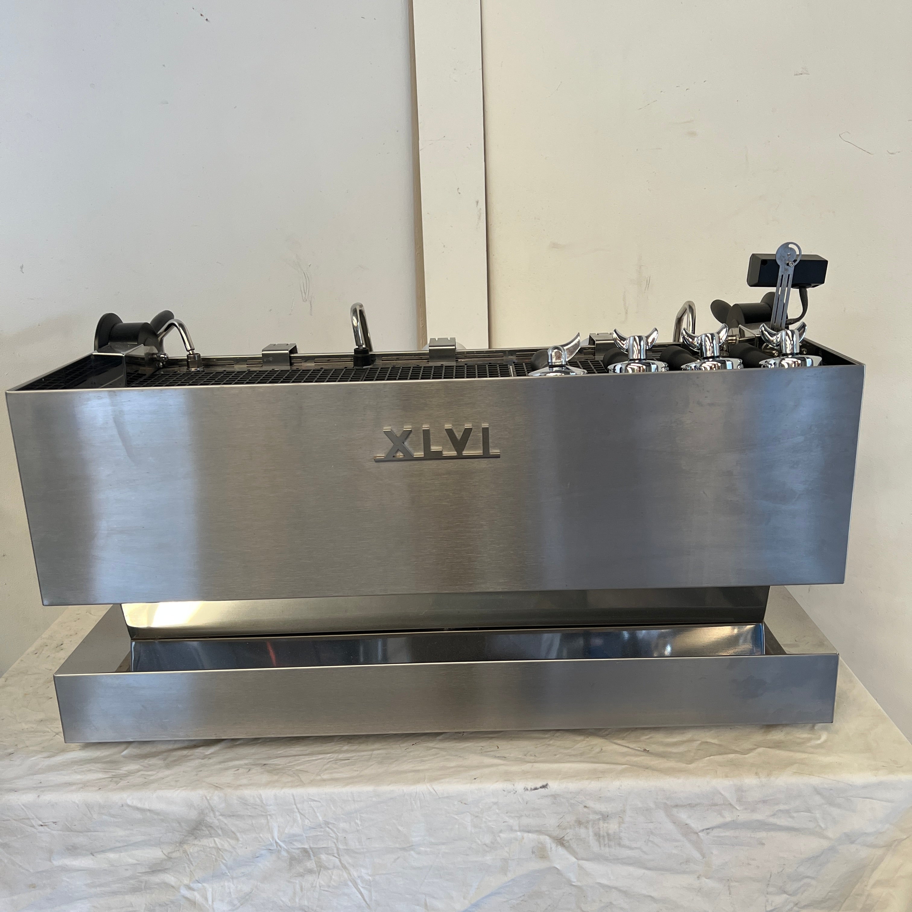 Steamhammer XLVI 3 Group Coffee Machine