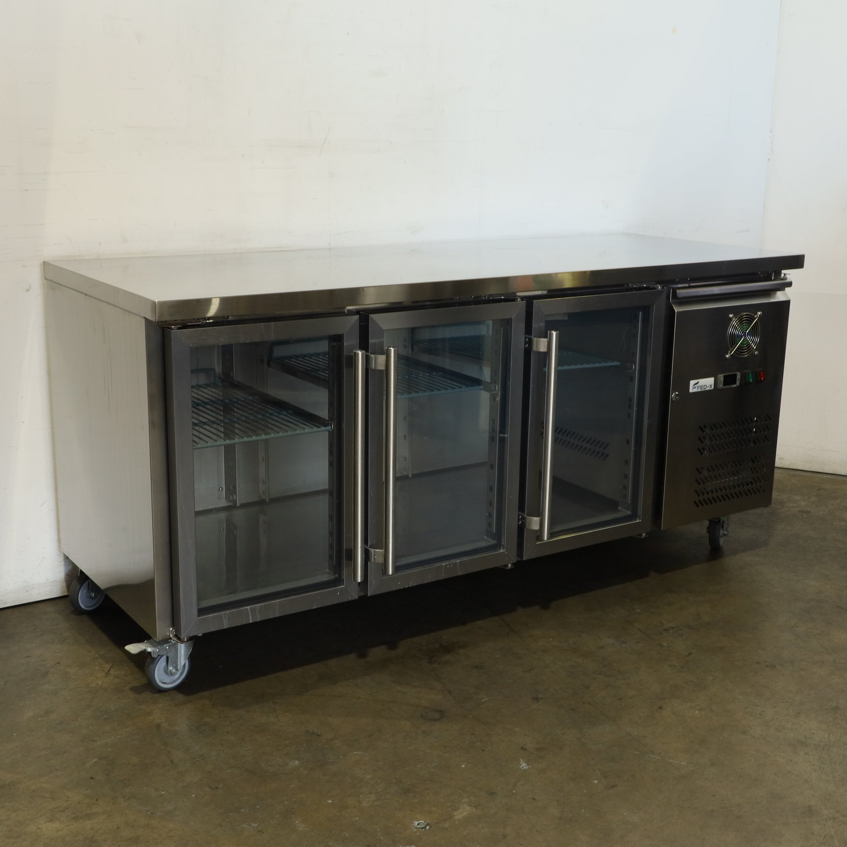 FED XUB7C18G3V Underbench Fridge