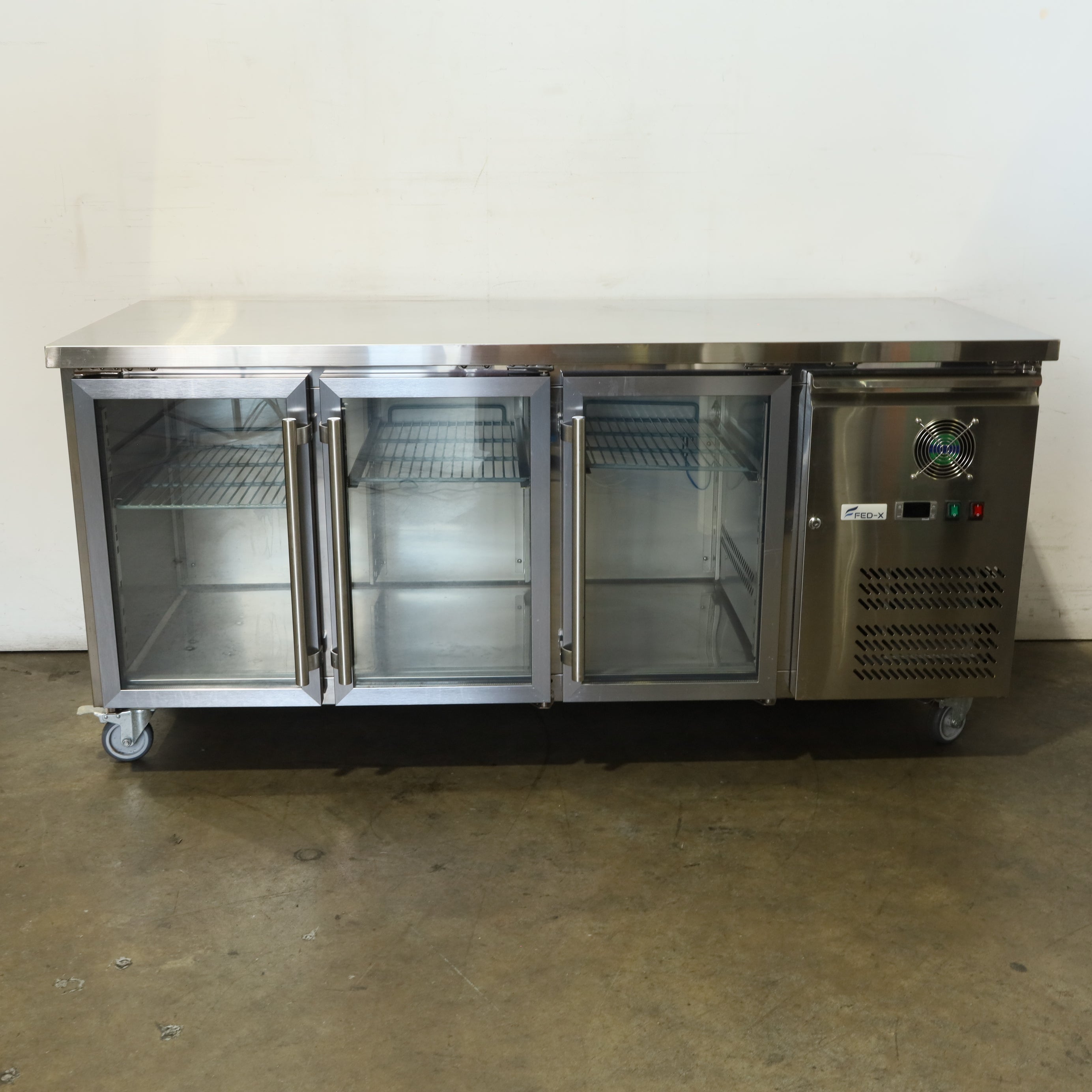 FED XUB7C18G3V Underbench Fridge