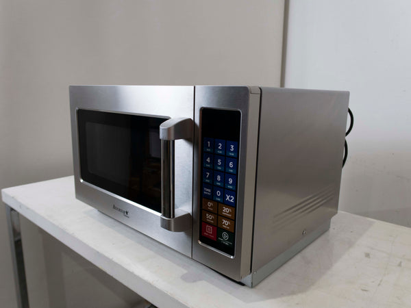 Benchstar MD-1400 Microwave Oven