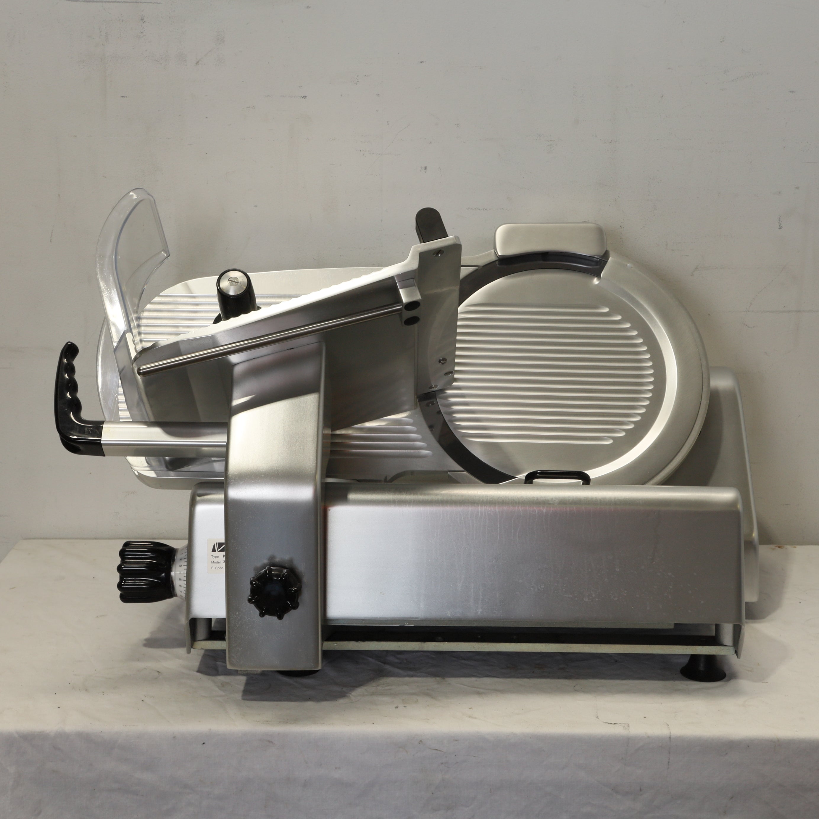 Thumbnail - Kolossal 330 IK Meat Slicer