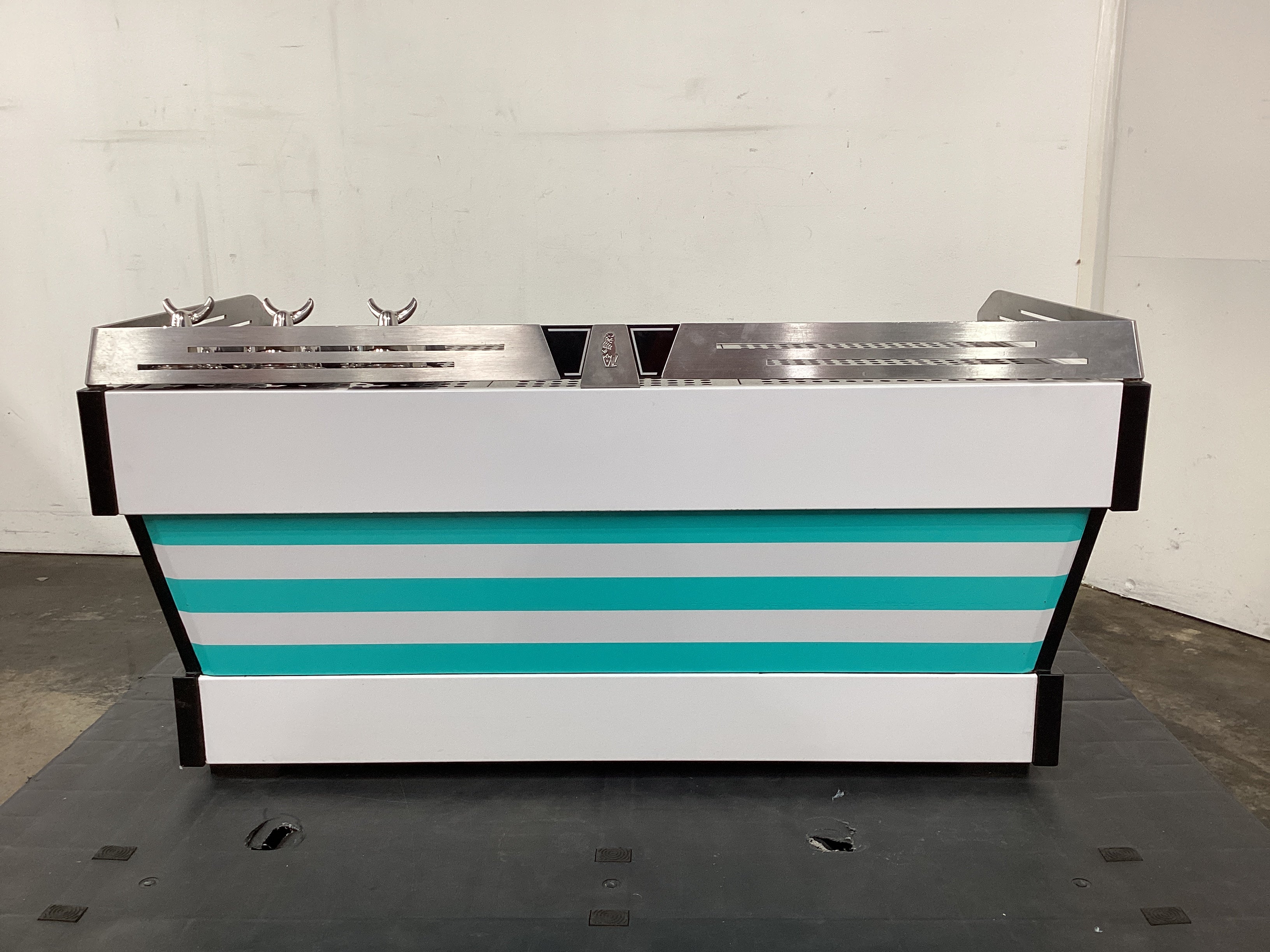 La Marzocco Linea PB 3AV 3 Group Coffee Machine