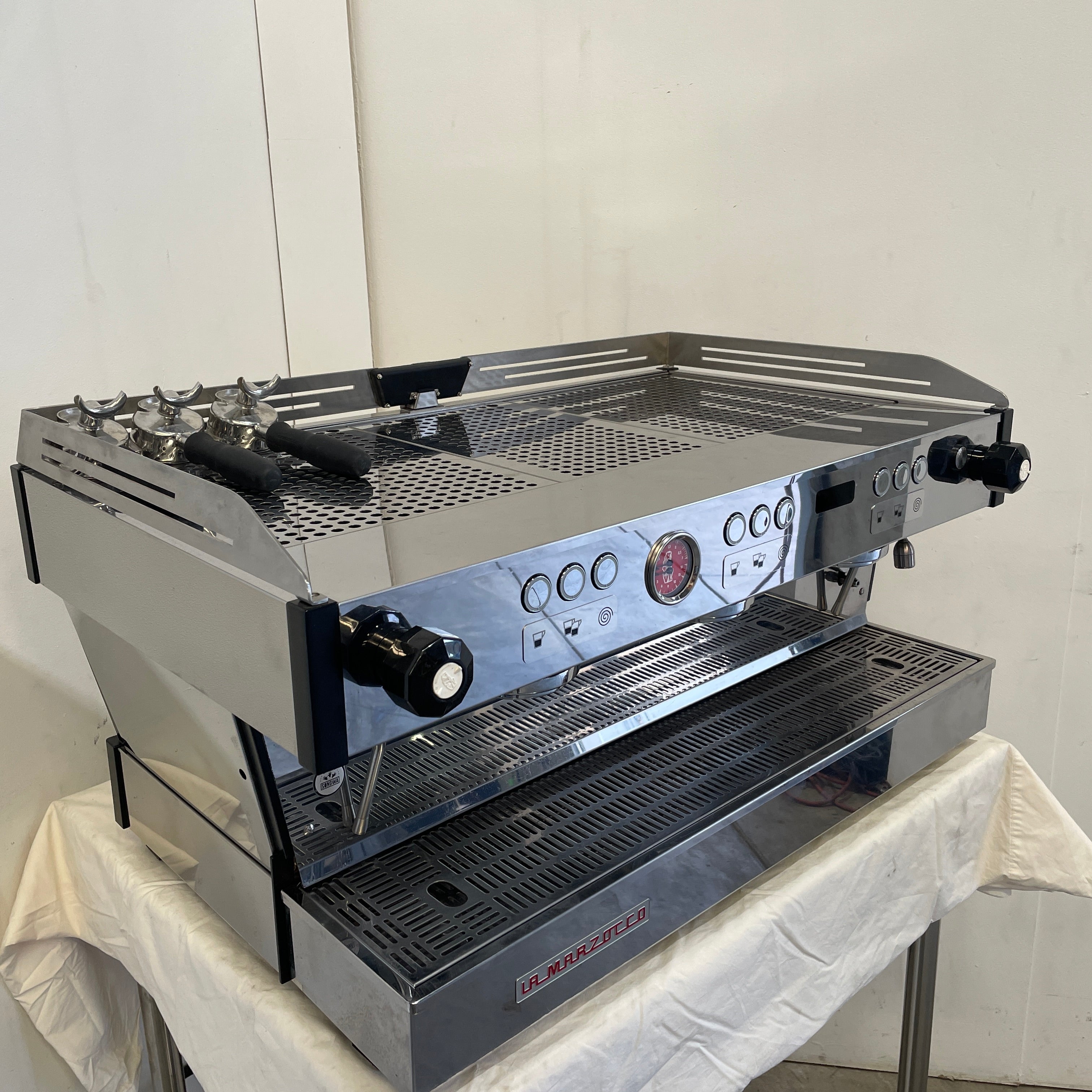 La Marzocco Linea PB 3 Group Coffee Machine