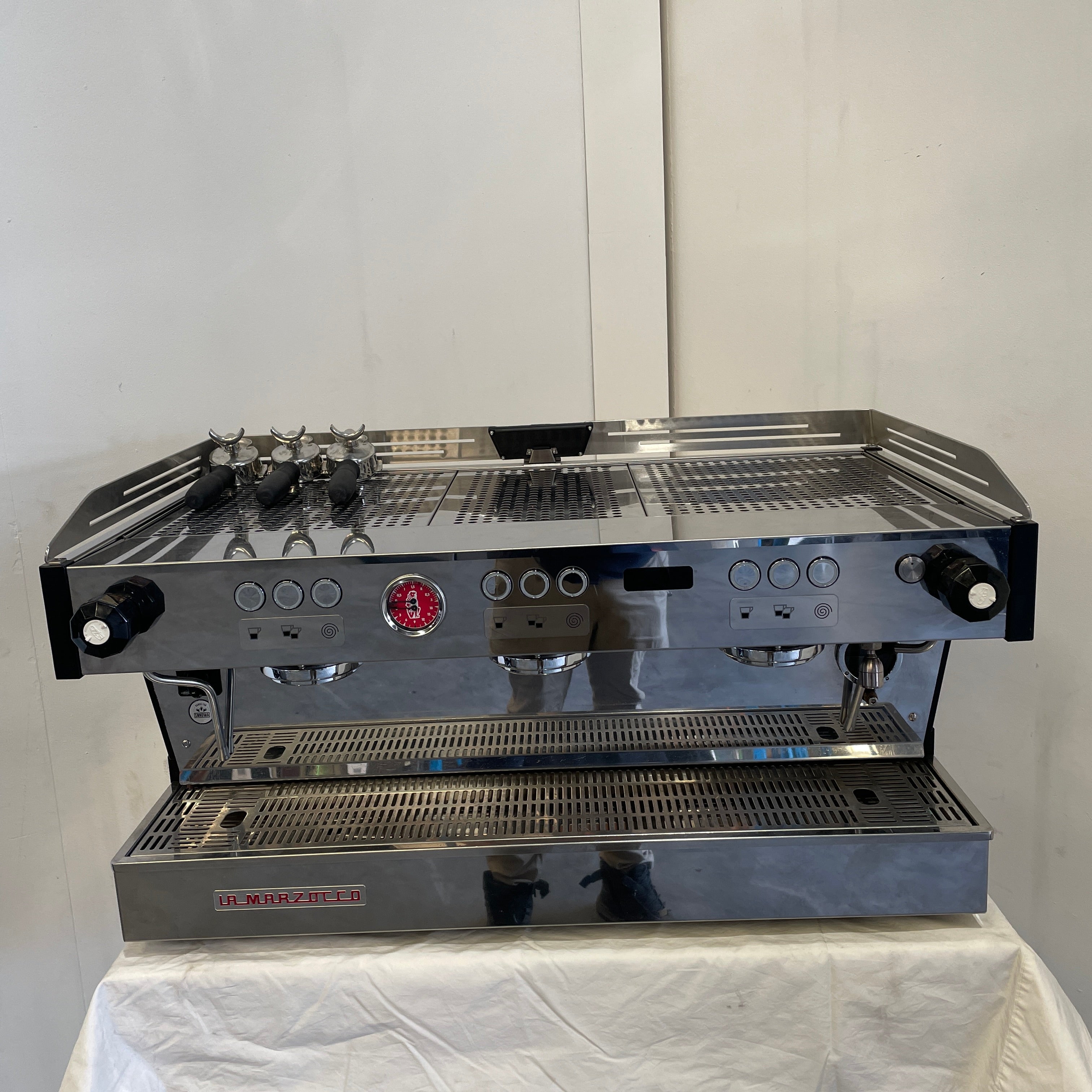 La Marzocco Linea PB 3 Group Coffee Machine