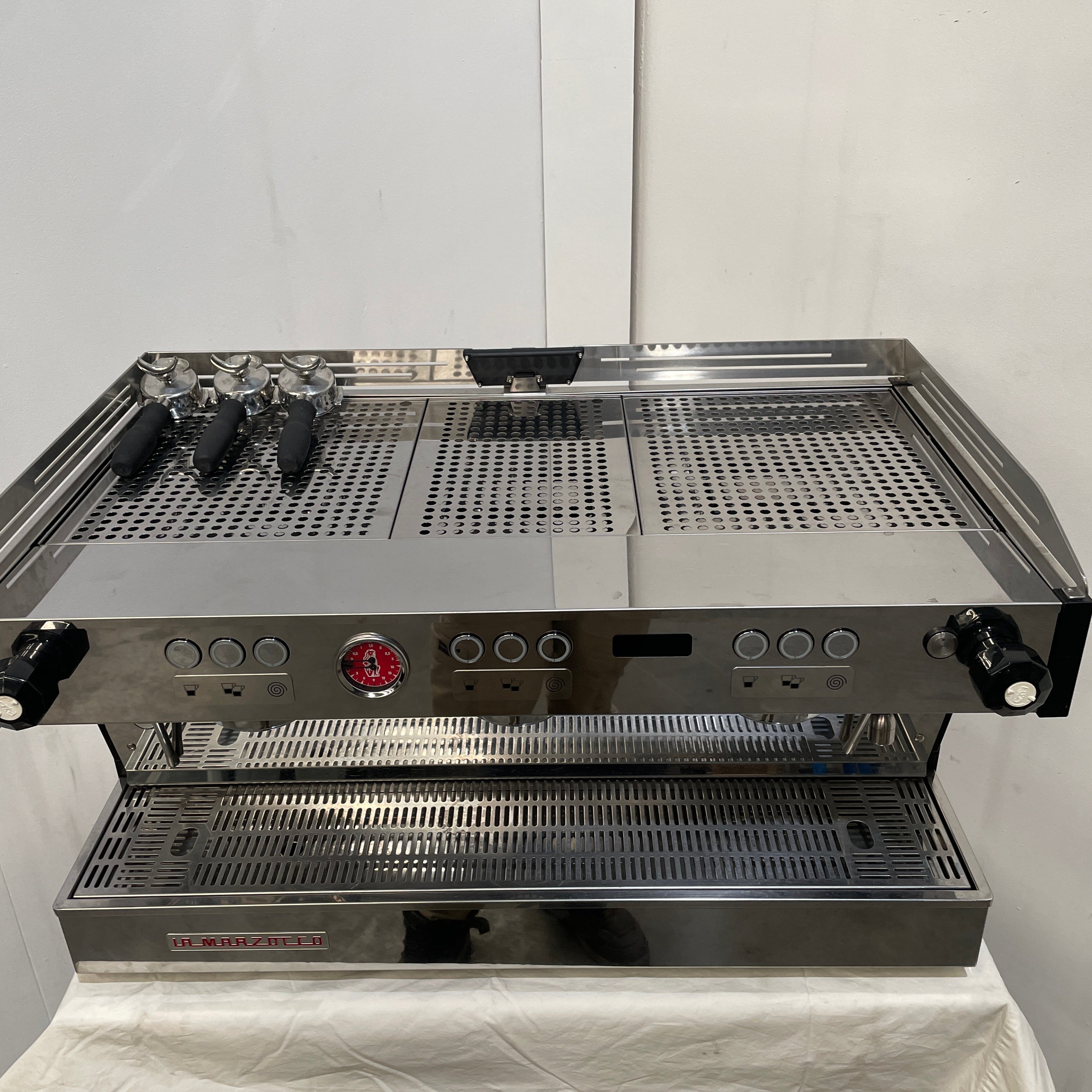 La Marzocco Linea PB 3 Group Coffee Machine