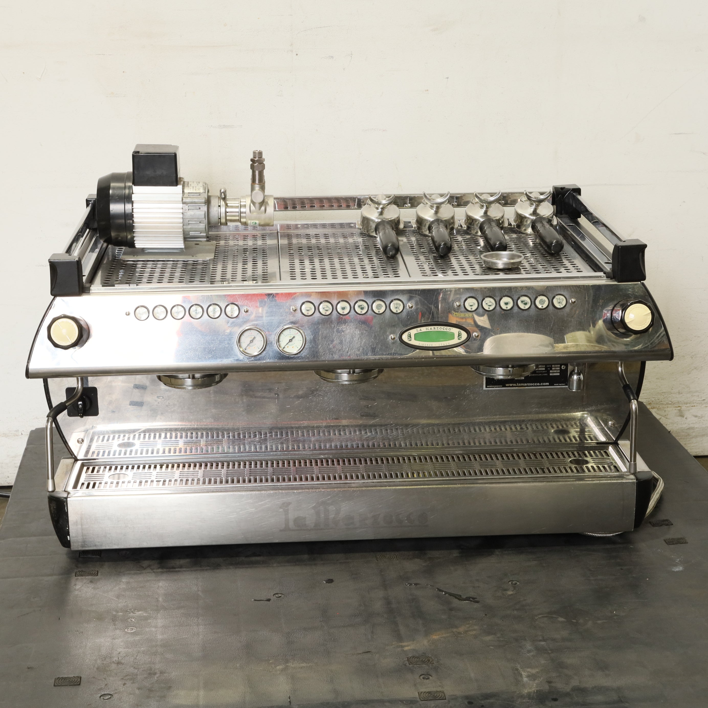 La Marzocco 3AV 3 Group Coffee Machine