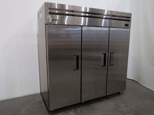 Skipio SRT6-3(6) Upright Fridge