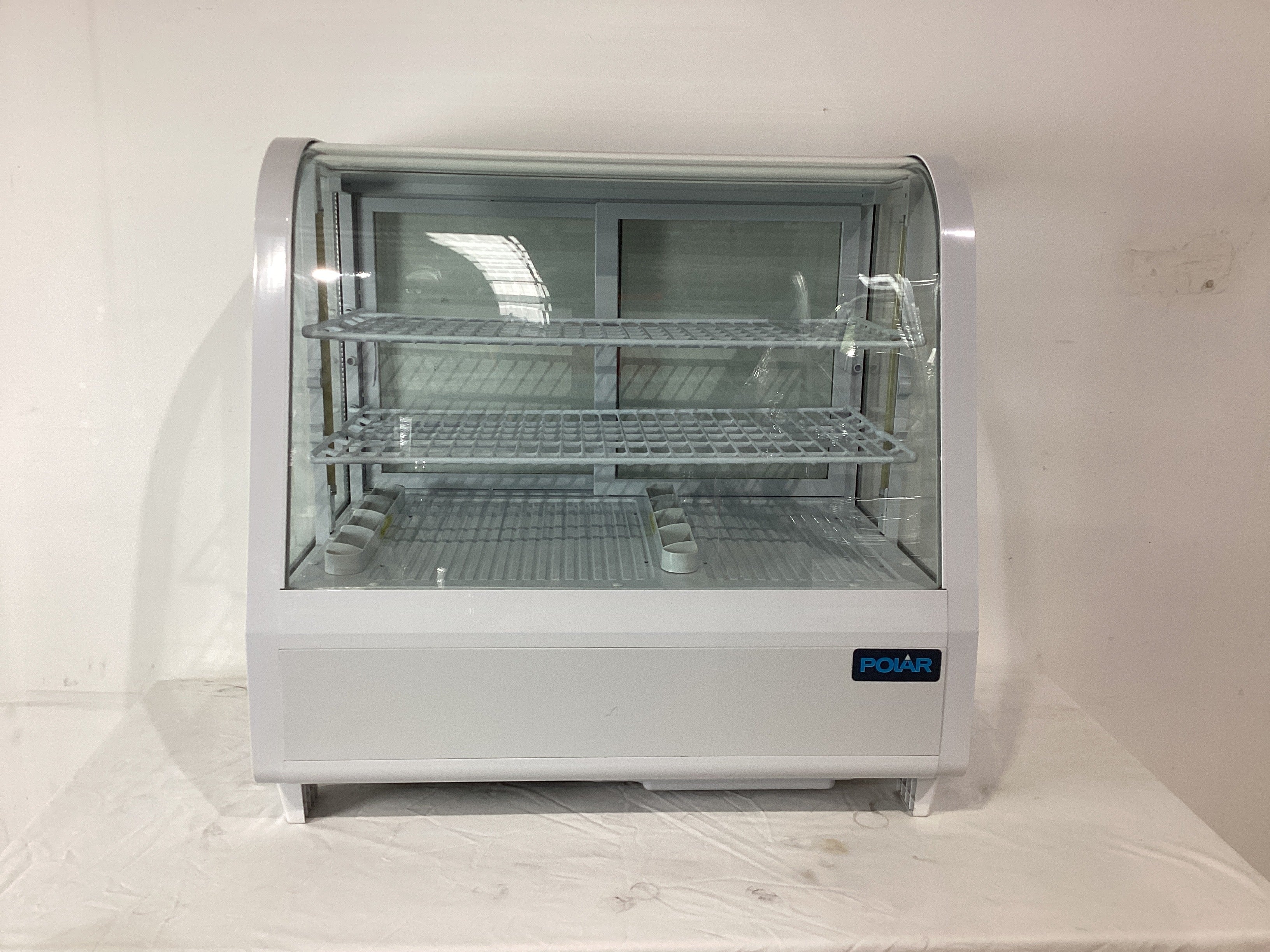 Polar CC666-A-04 Cold Food Display