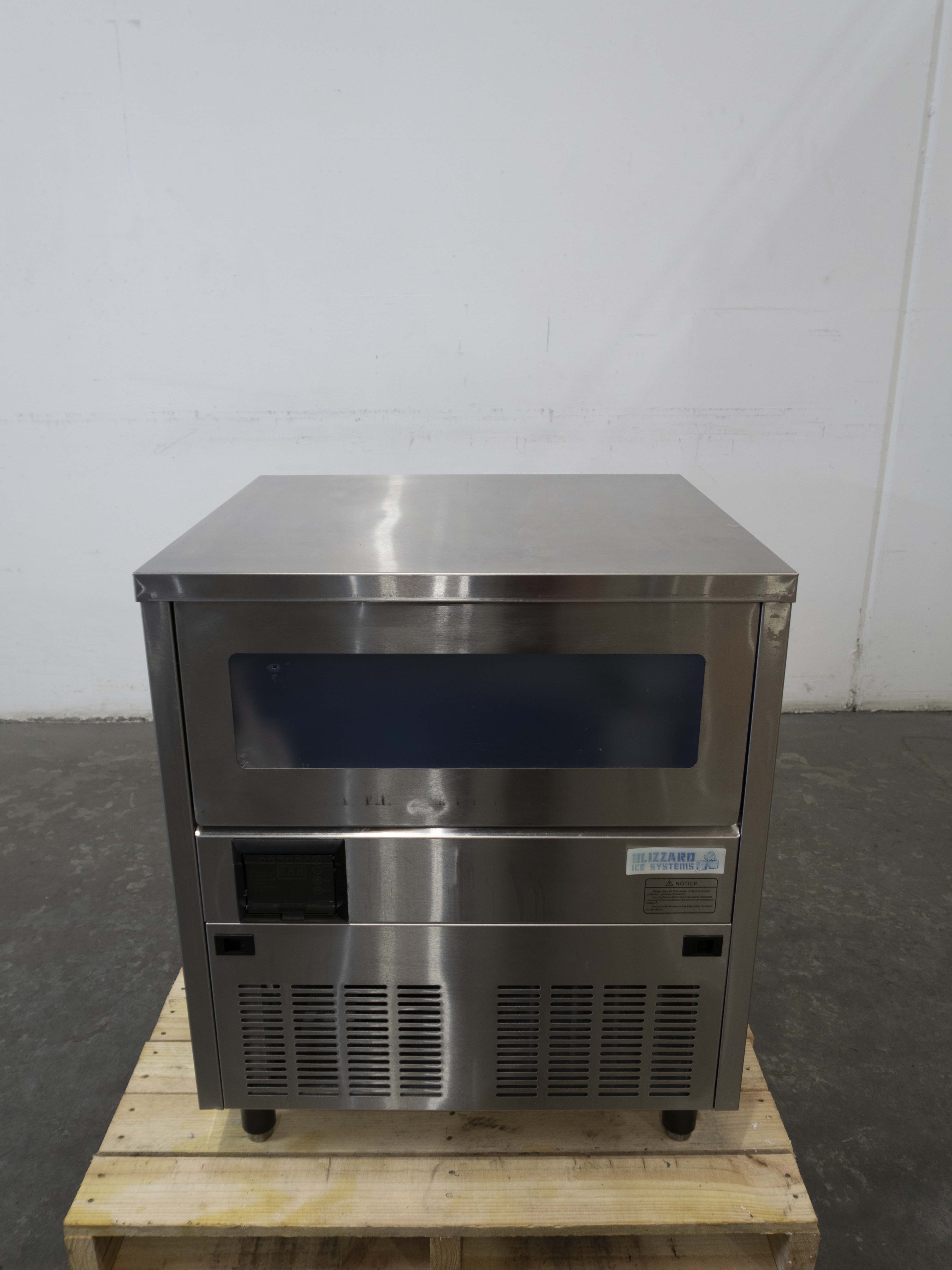 Blizzard SN-101B Ice Machine