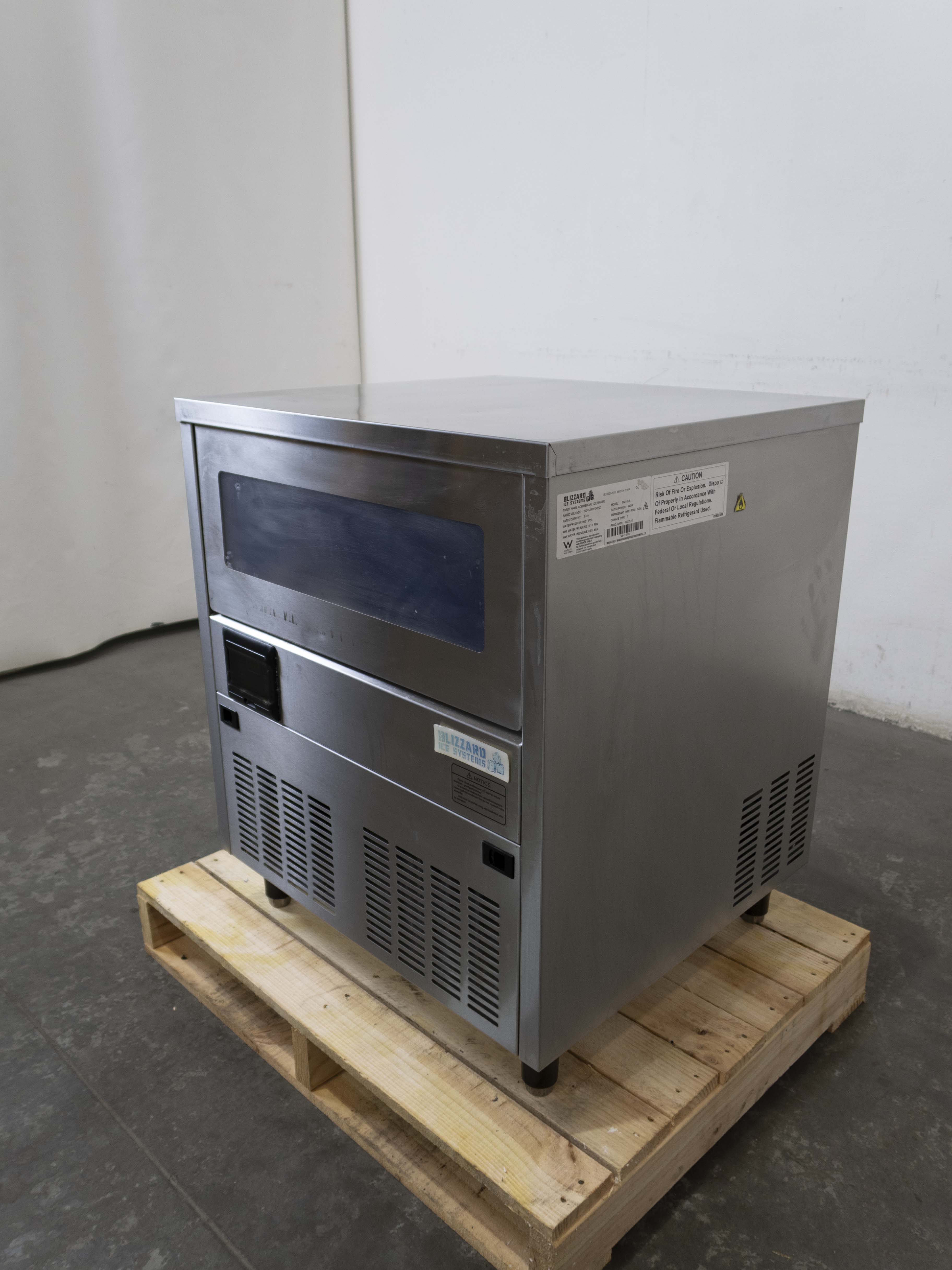 Blizzard SN-101B Ice Machine