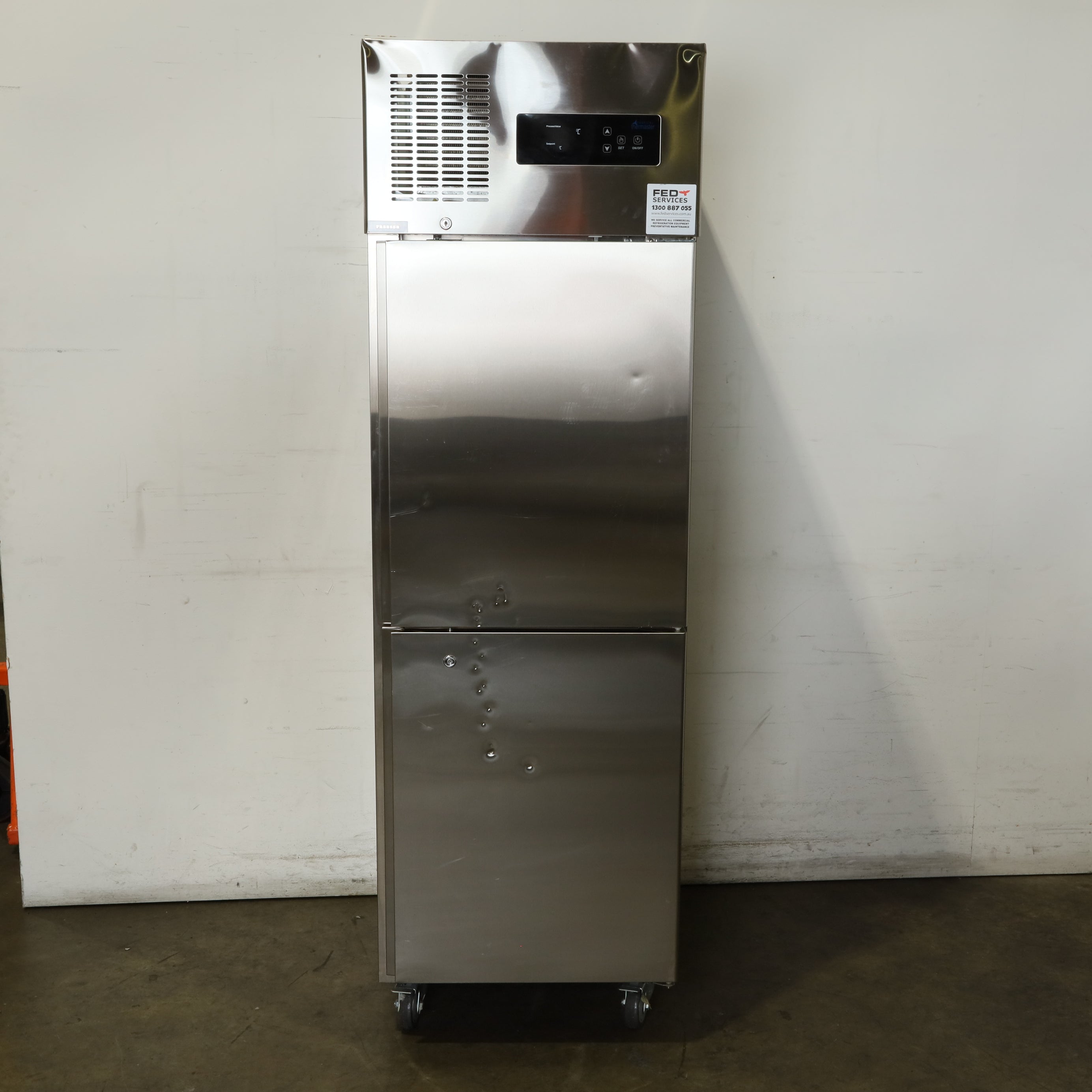 FED SUF500 Upright Freezer