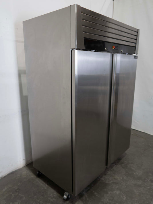 Novachill LPW8U2F Upright Freezer
