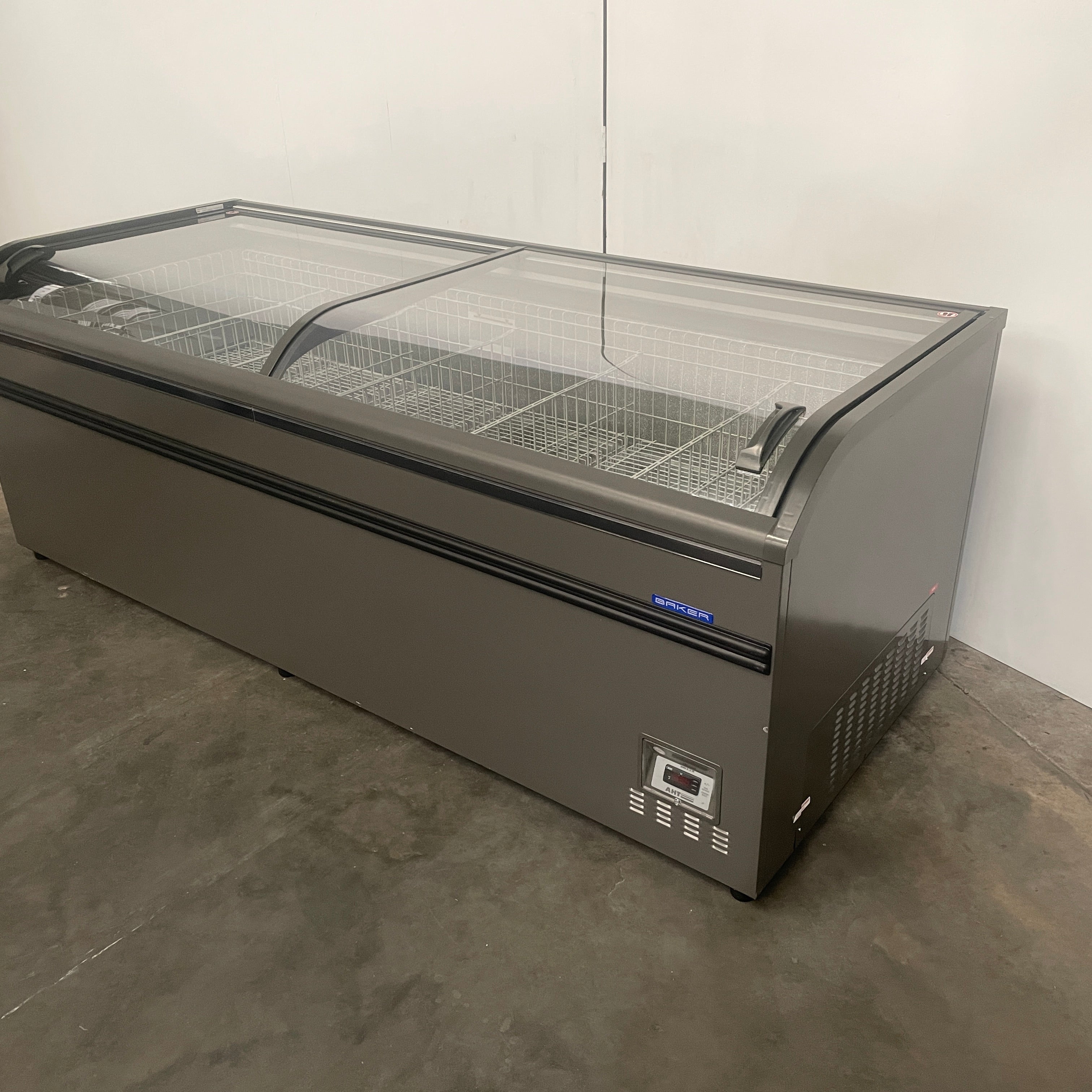 AHT Athen XL 250 Display Freezer