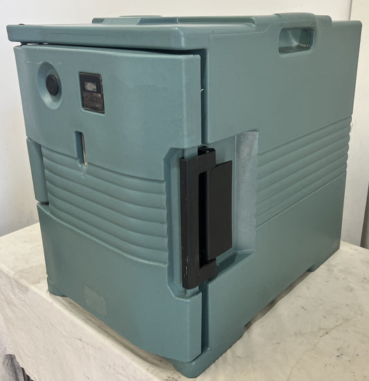 CAMBRO MFG CO CAM6100 Warming Cabinet