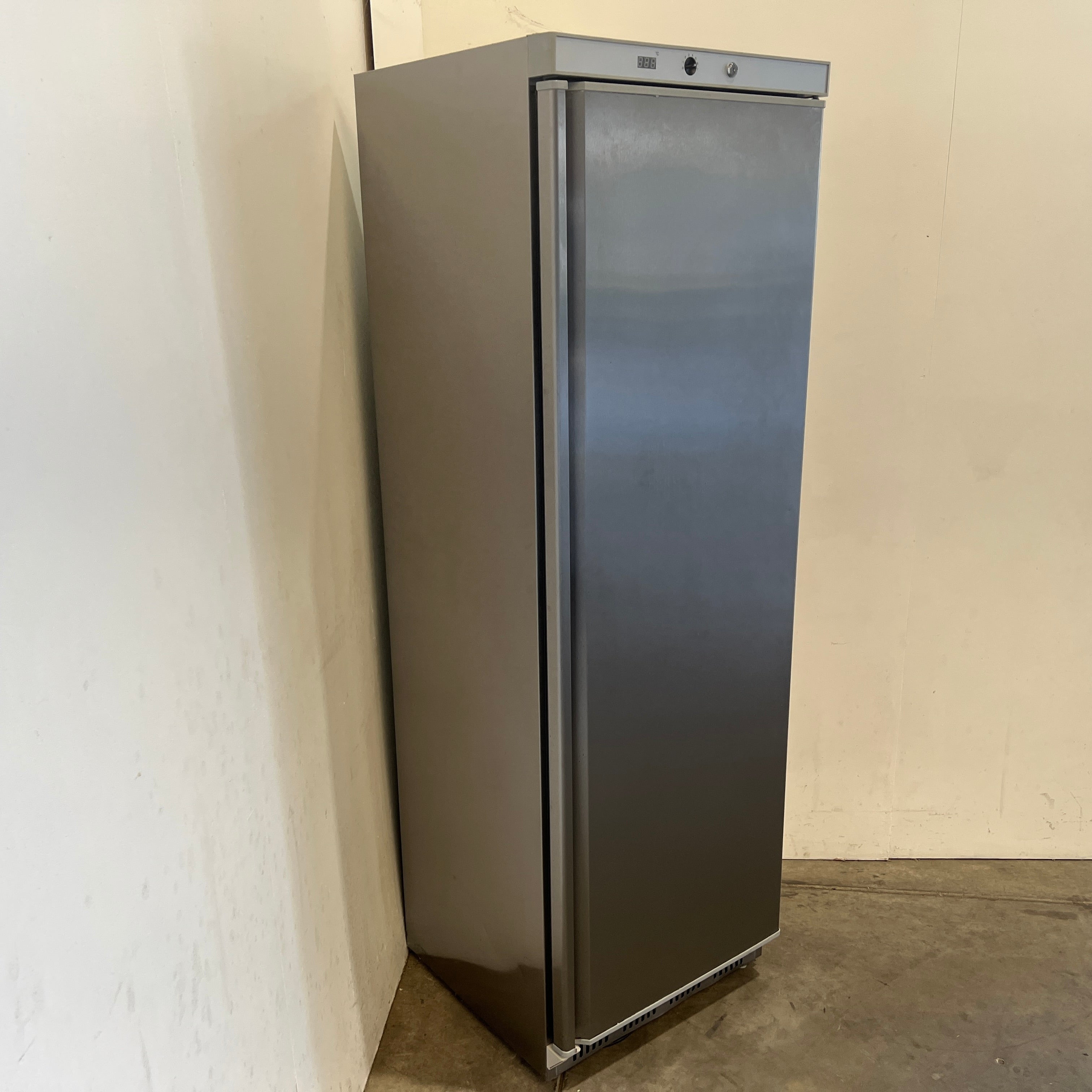 FED HF400 Stainless Steel Upright Freezer