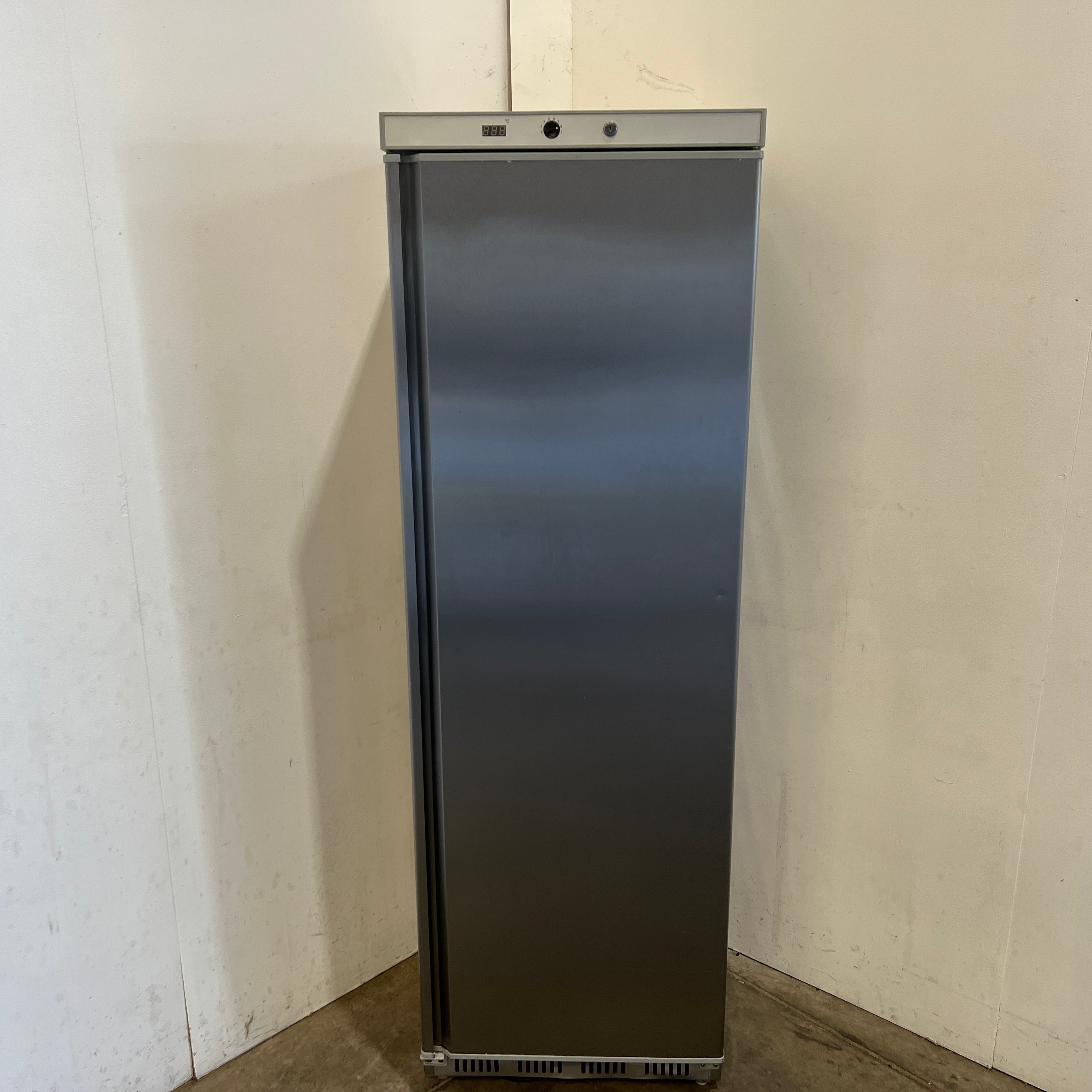 FED HF400 Stainless Steel Upright Freezer
