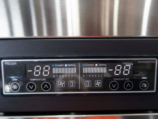 Turbo Air KRF45-4H-N 4 x 1/2 Solid Door Upright Fridge/Freezer