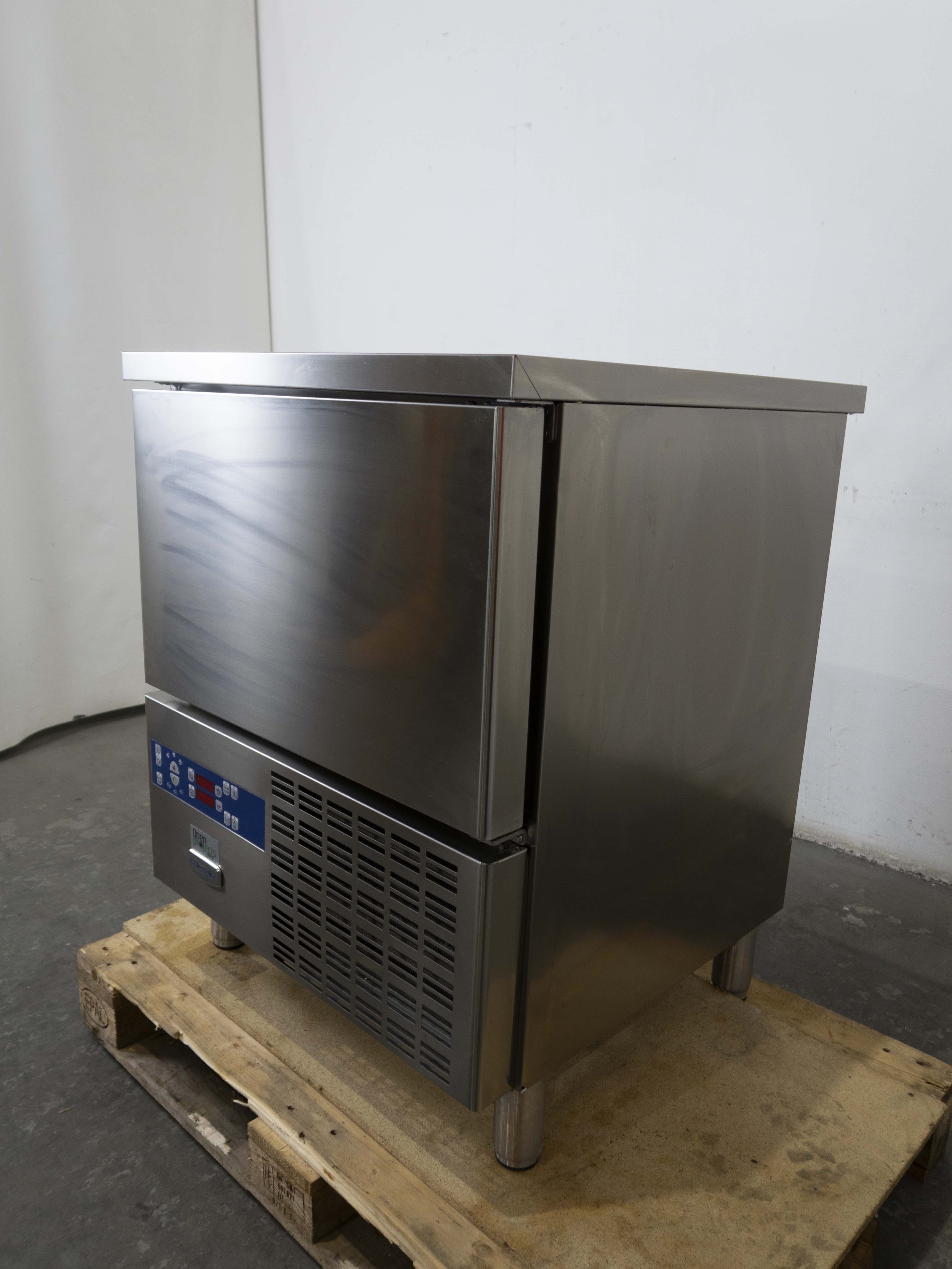 Thumbnail - Electrolux RBC061 Blast Chiller/Freezer