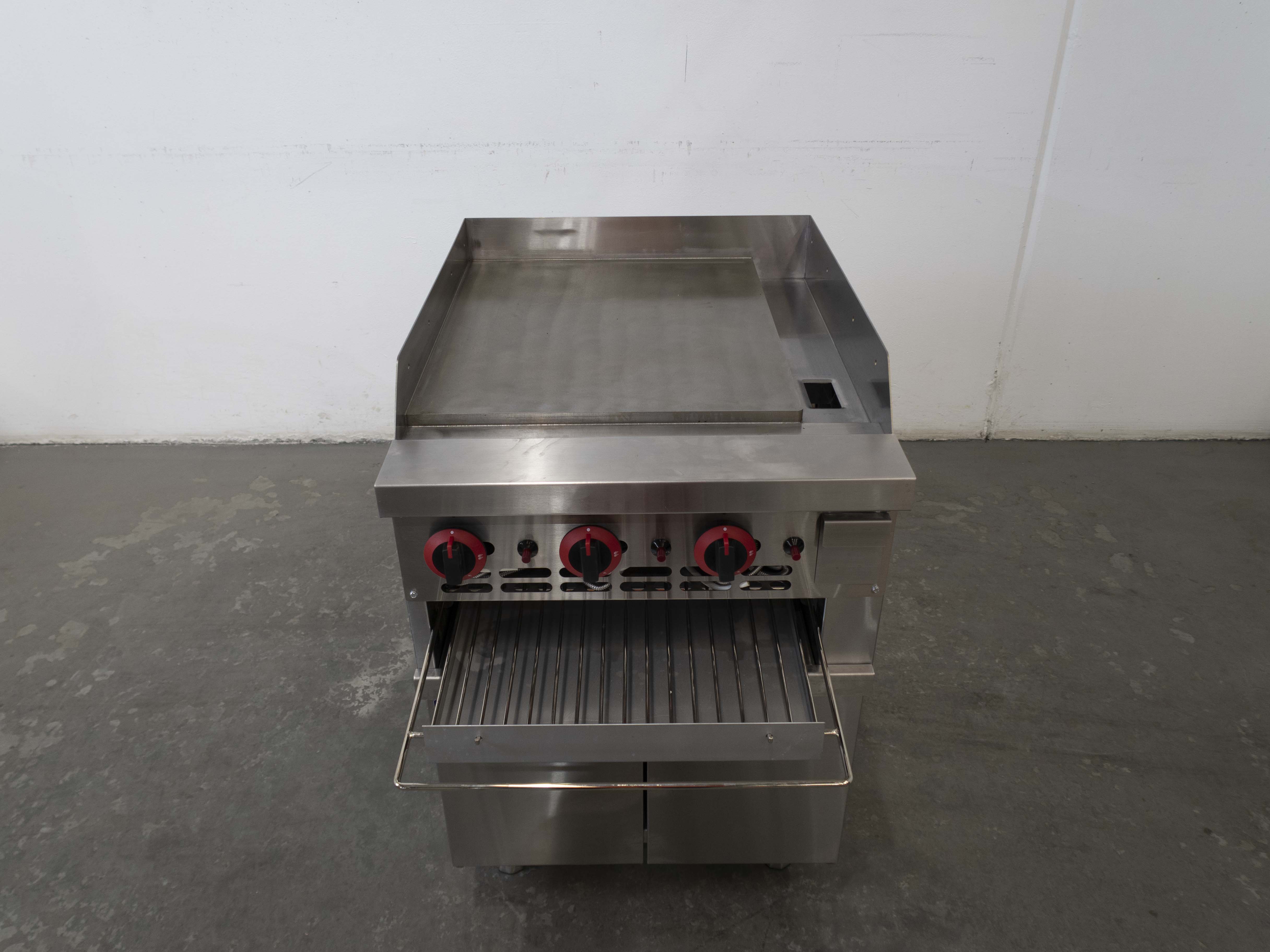 Gasmax GGS-24 Griddle and Toaster with Cabinet