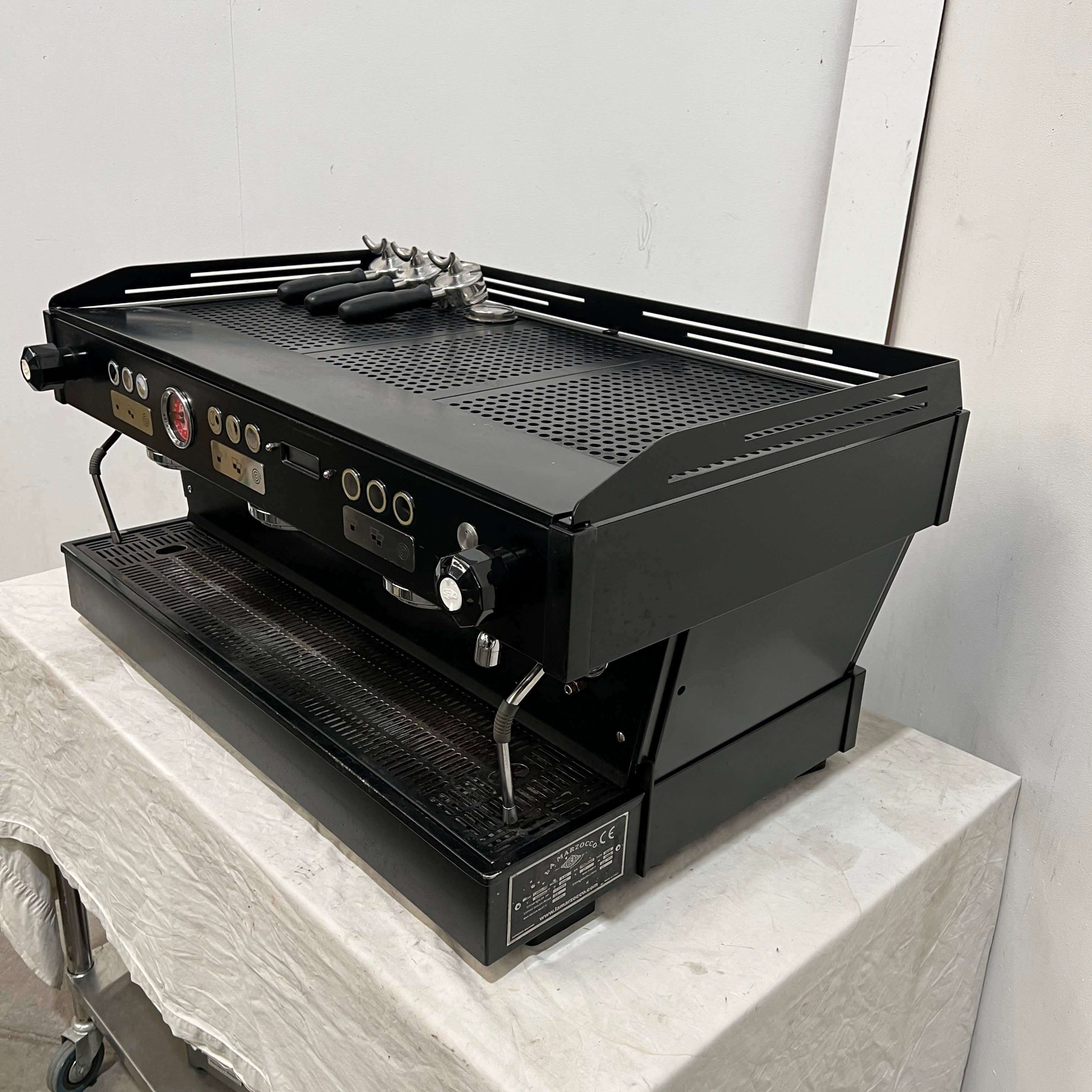 La Marzocco Linea PB 3AV 3 Group Coffee Machine
